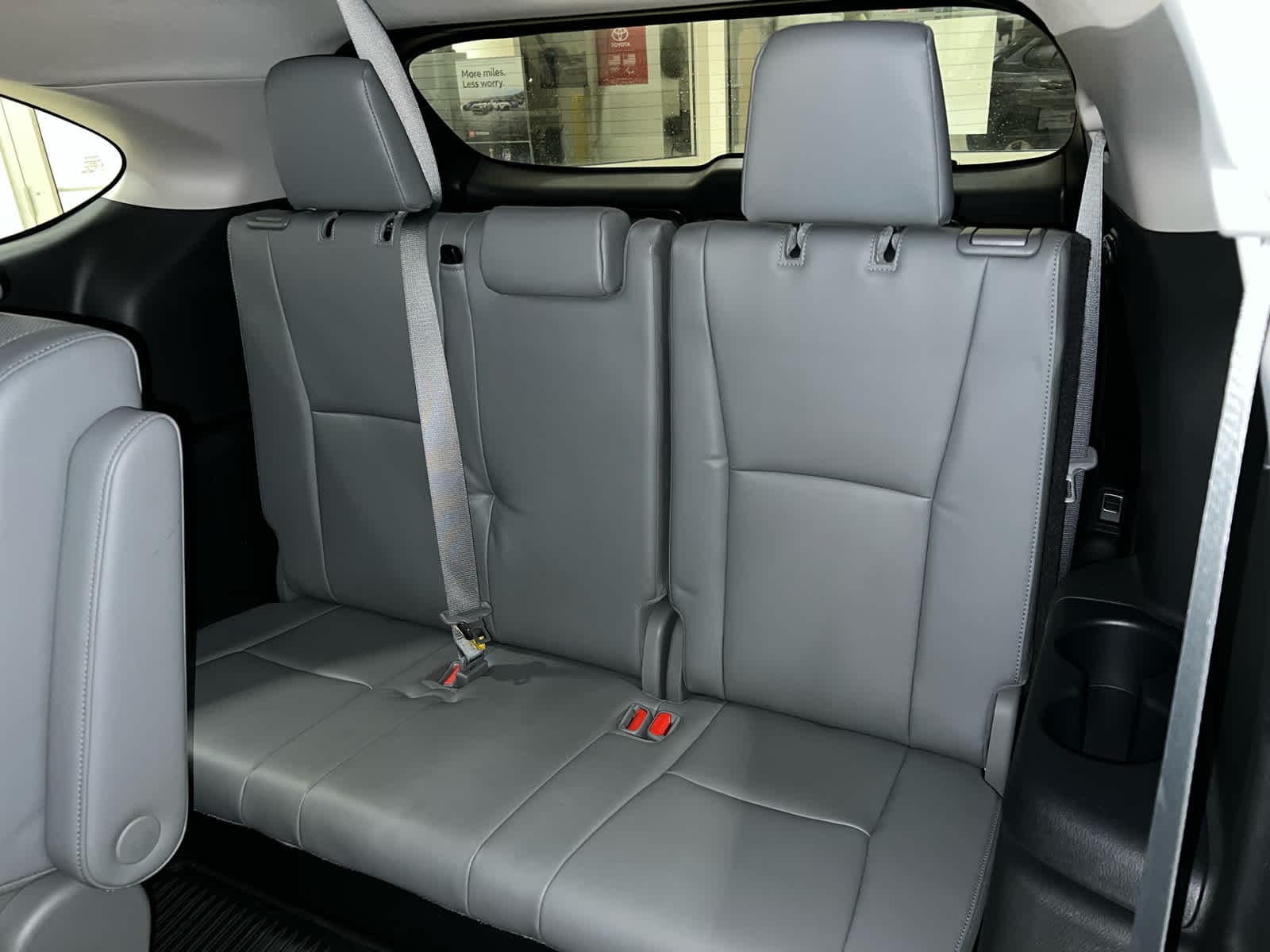2023 Toyota Highlander Limited - Photo 10