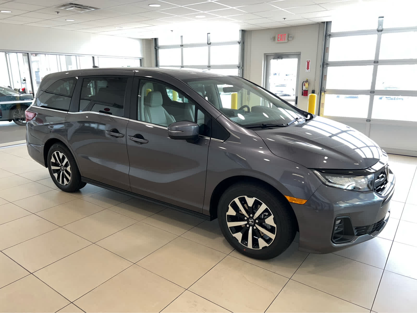 2026 Honda Odyssey EX-L's photo