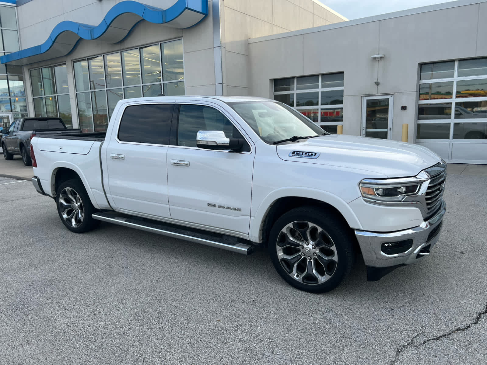 2021 RAM 1500 Longhorn 4x4 Crew Cab 5'7's photo