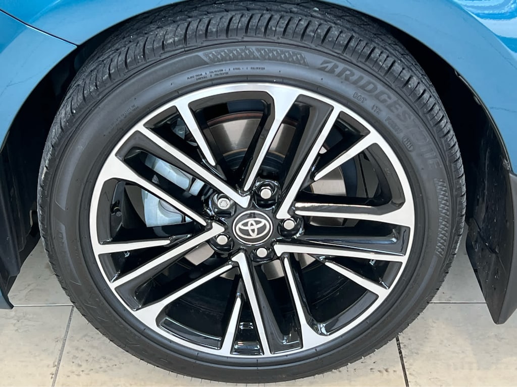 Used 2025 Toyota Camry XLE Sedan