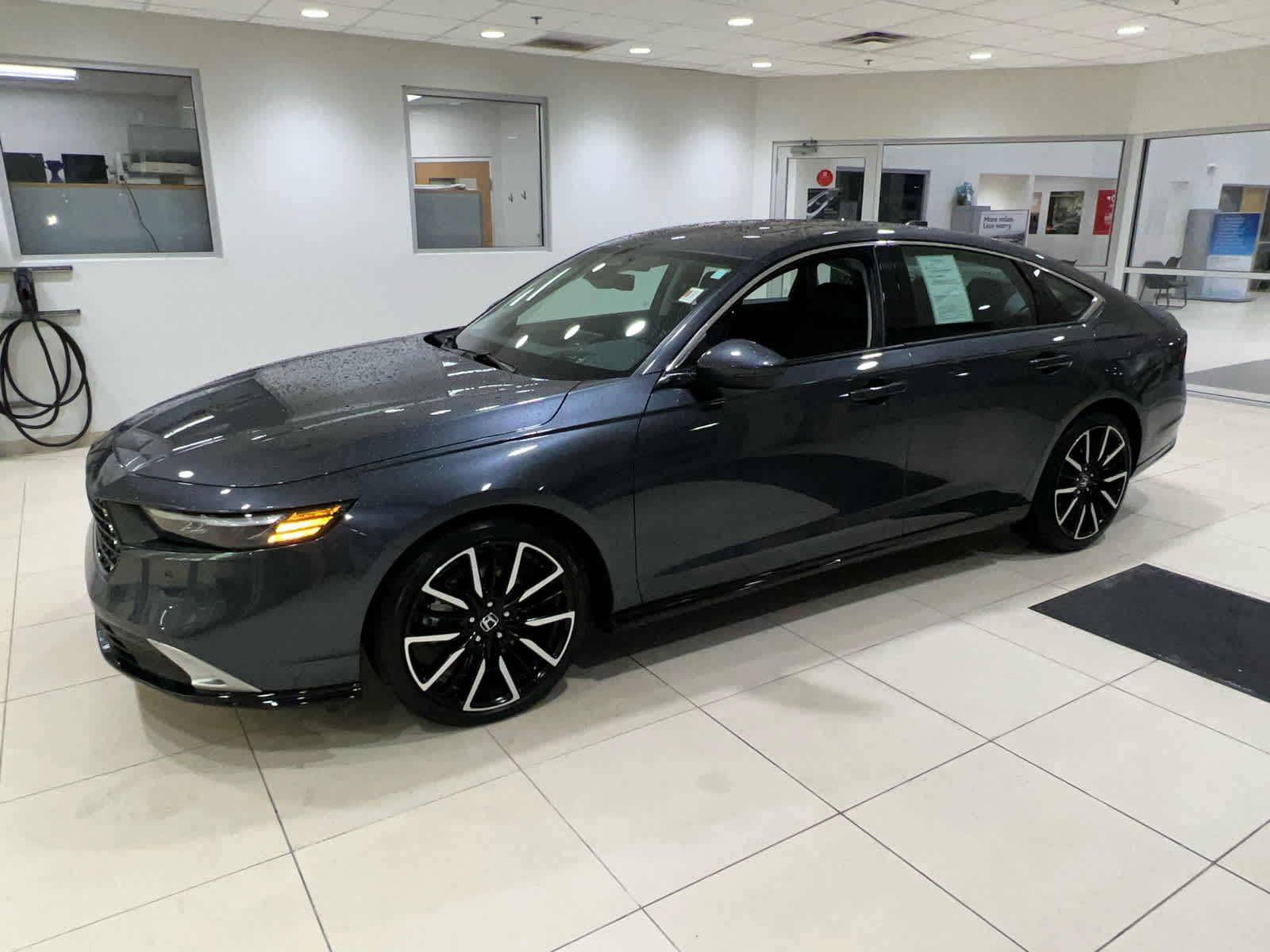 2025 Honda Accord Hybrid Touring - Photo 6