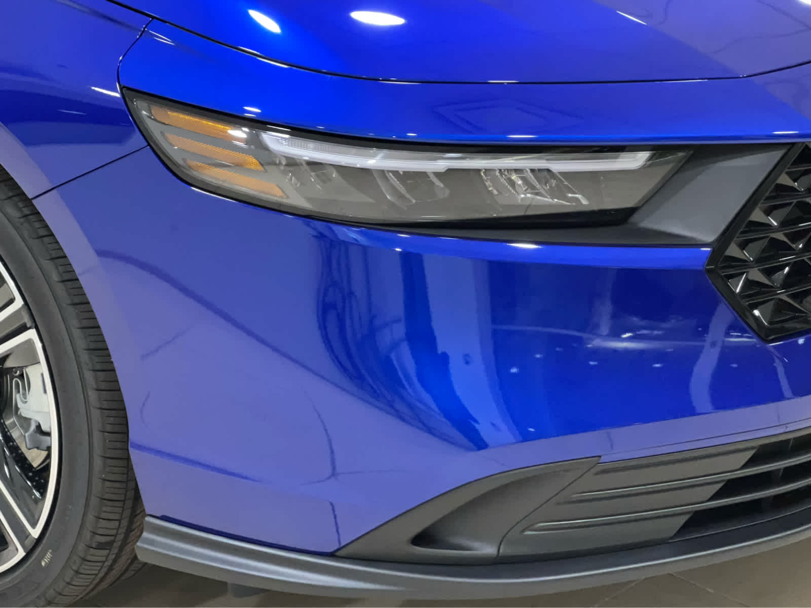 2025 Honda Accord Hybrid Sport photo 2