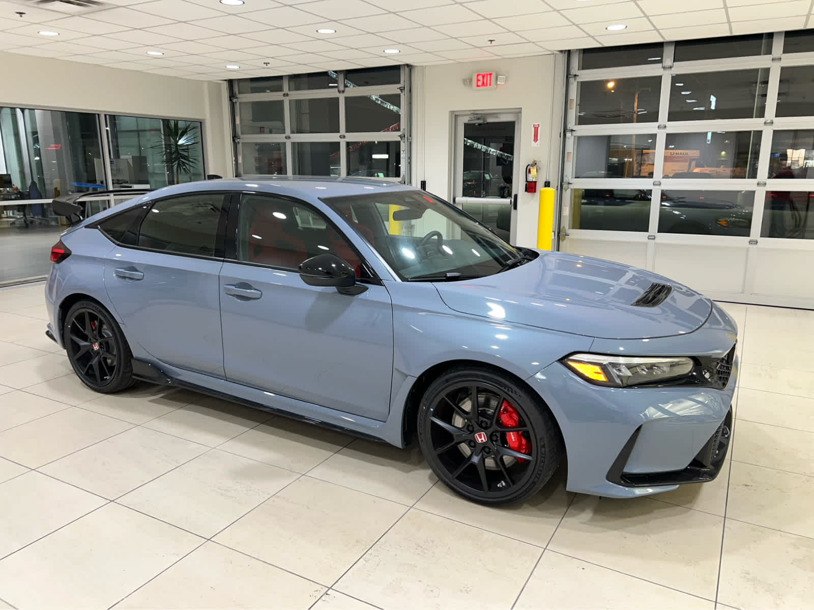 2025 Honda Civic Hatchback Type-R's photo