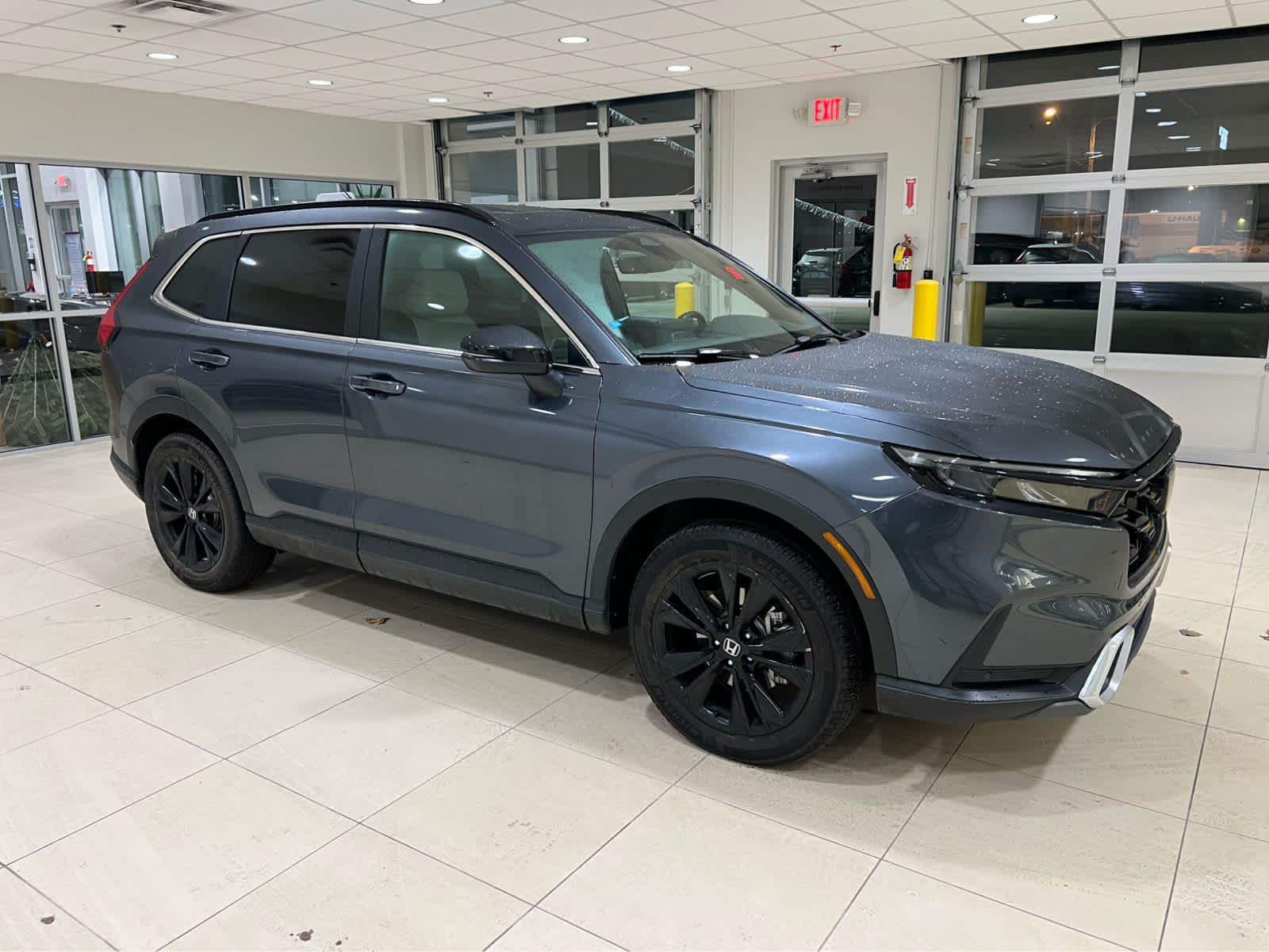 2023 Honda CR-V Sport Touring's photo