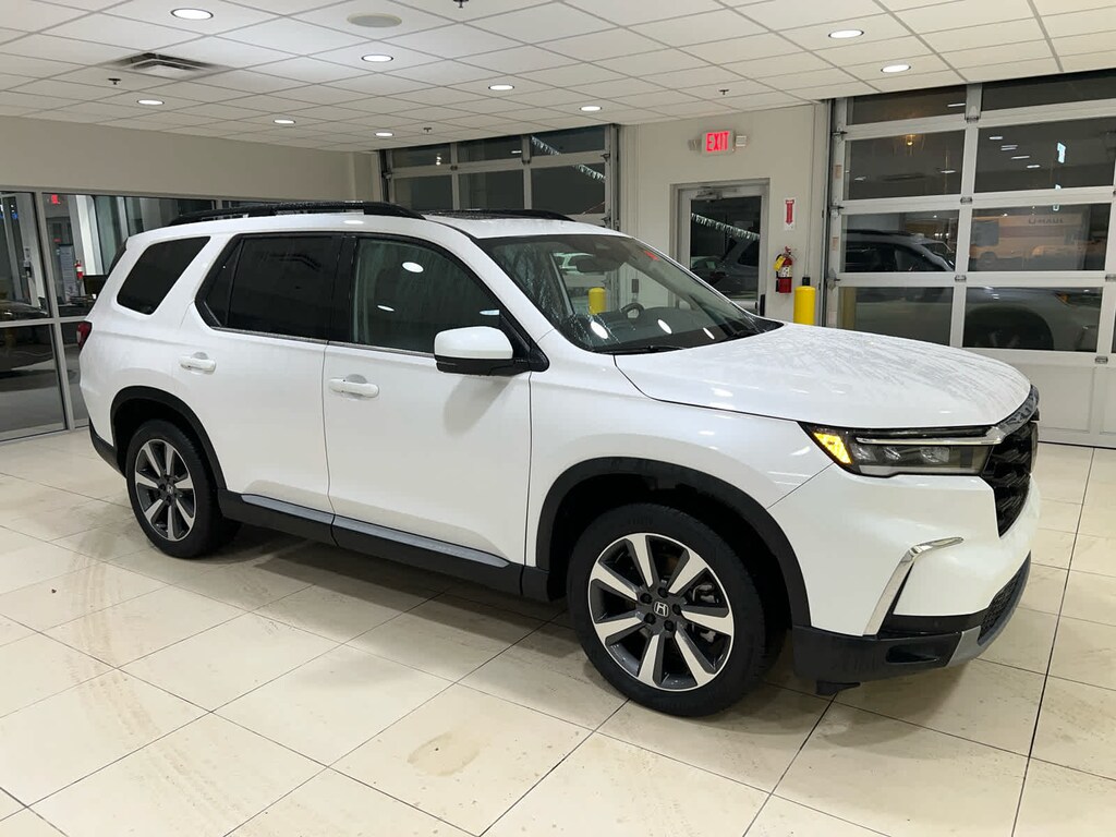 Certified 2024 Honda Pilot Touring SUV
