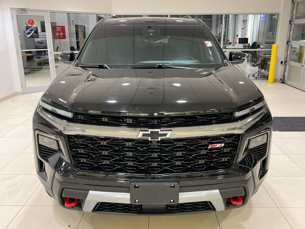 Used 2025 Chevrolet Traverse AWD Z71 SUV