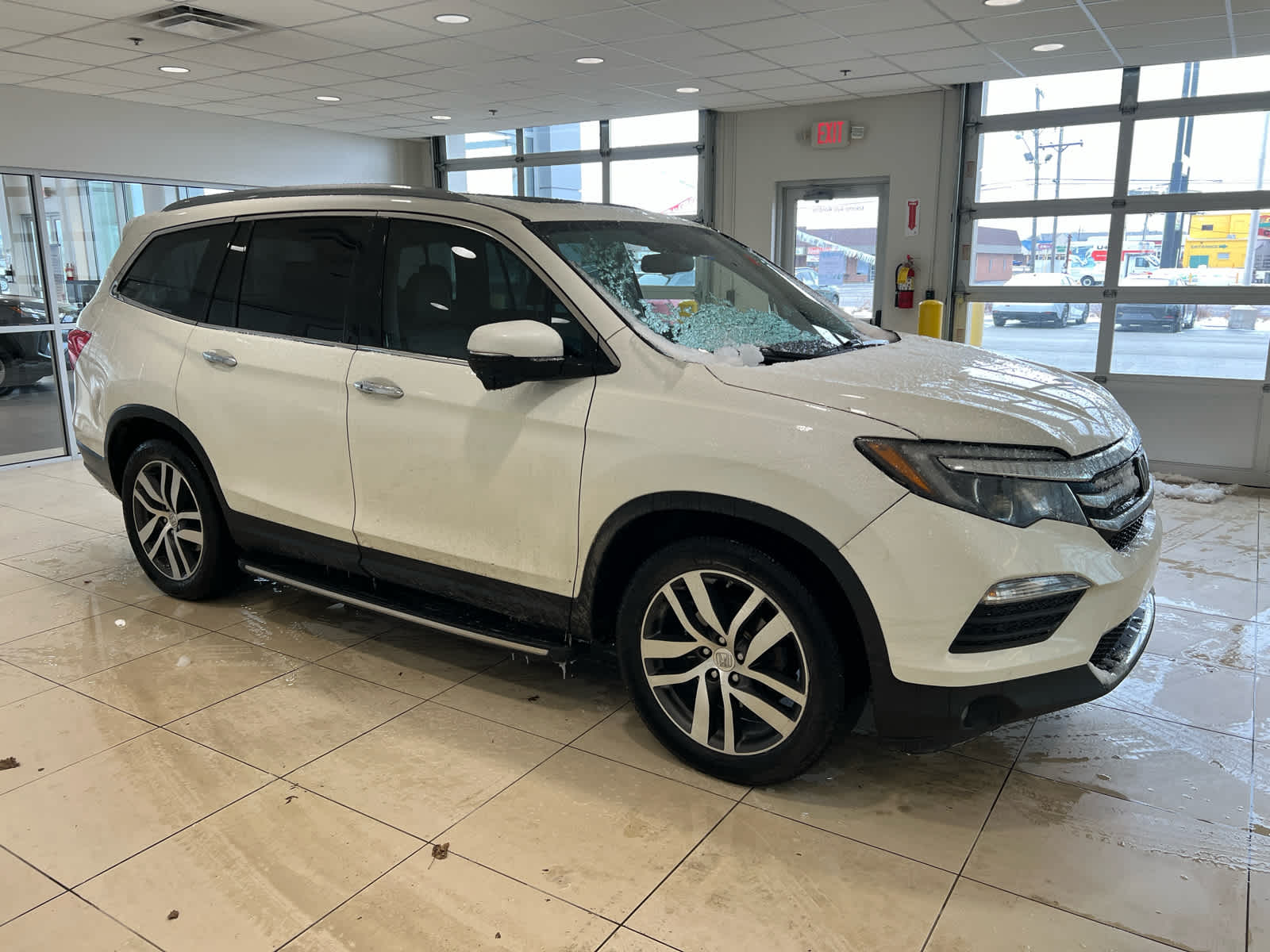 2016 Honda Pilot Touring's photo