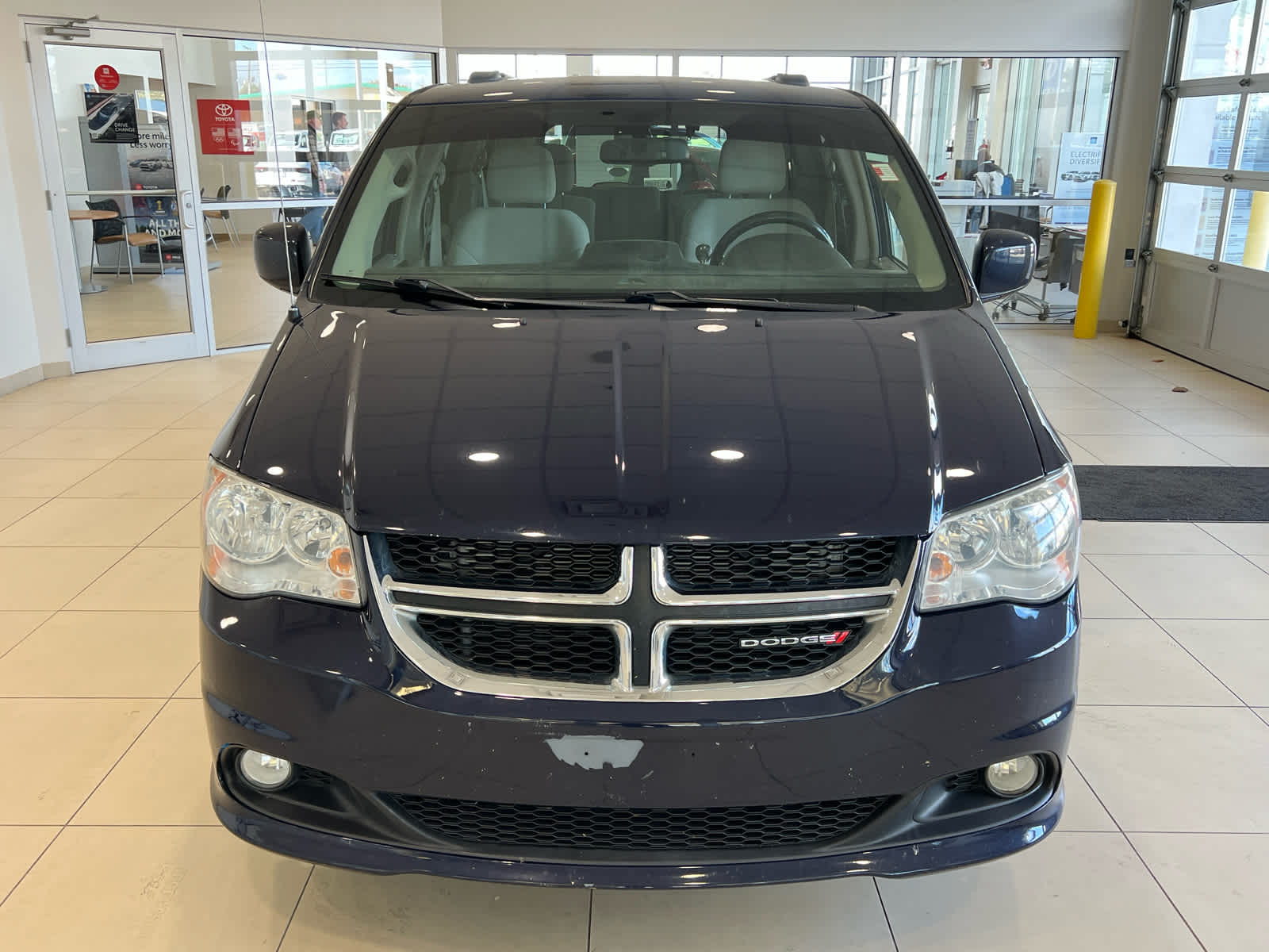Used 2012 Dodge Grand Caravan Crew with VIN 2C4RDGDG5CR272582 for sale in Kokomo, IN