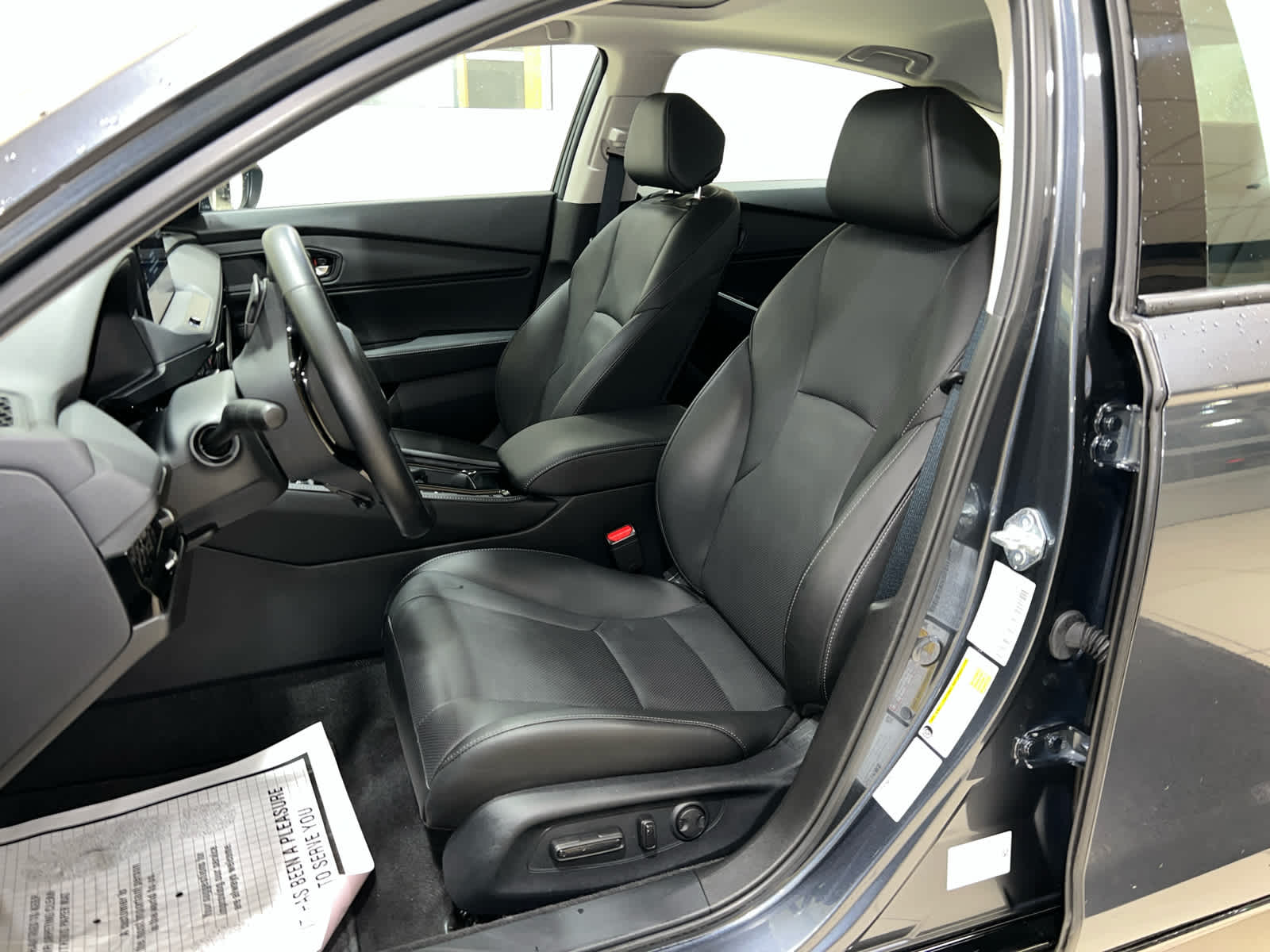 2025 Honda Accord Hybrid Touring - Photo 17