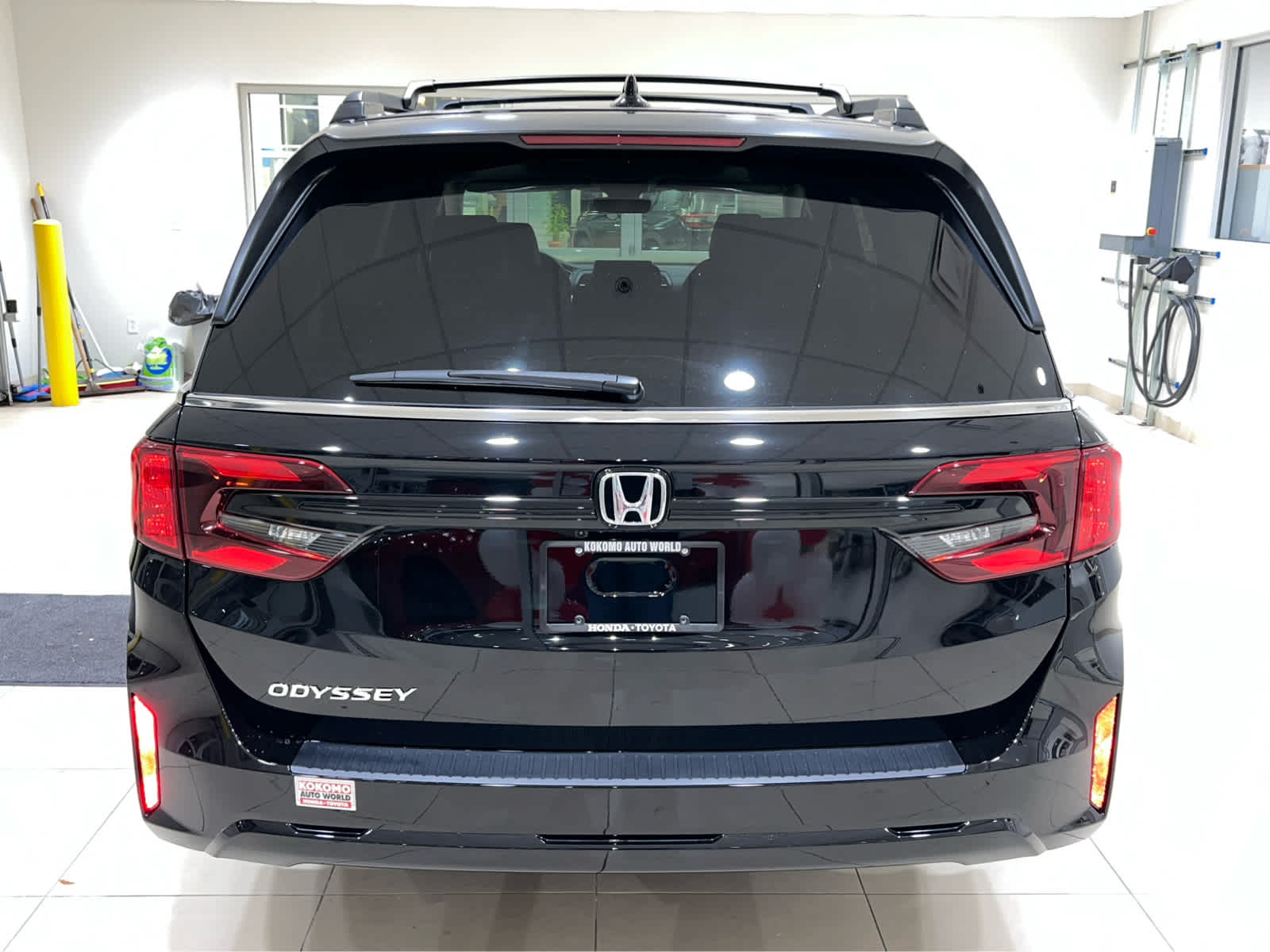 2026 Honda Odyssey EX-L - Photo 7