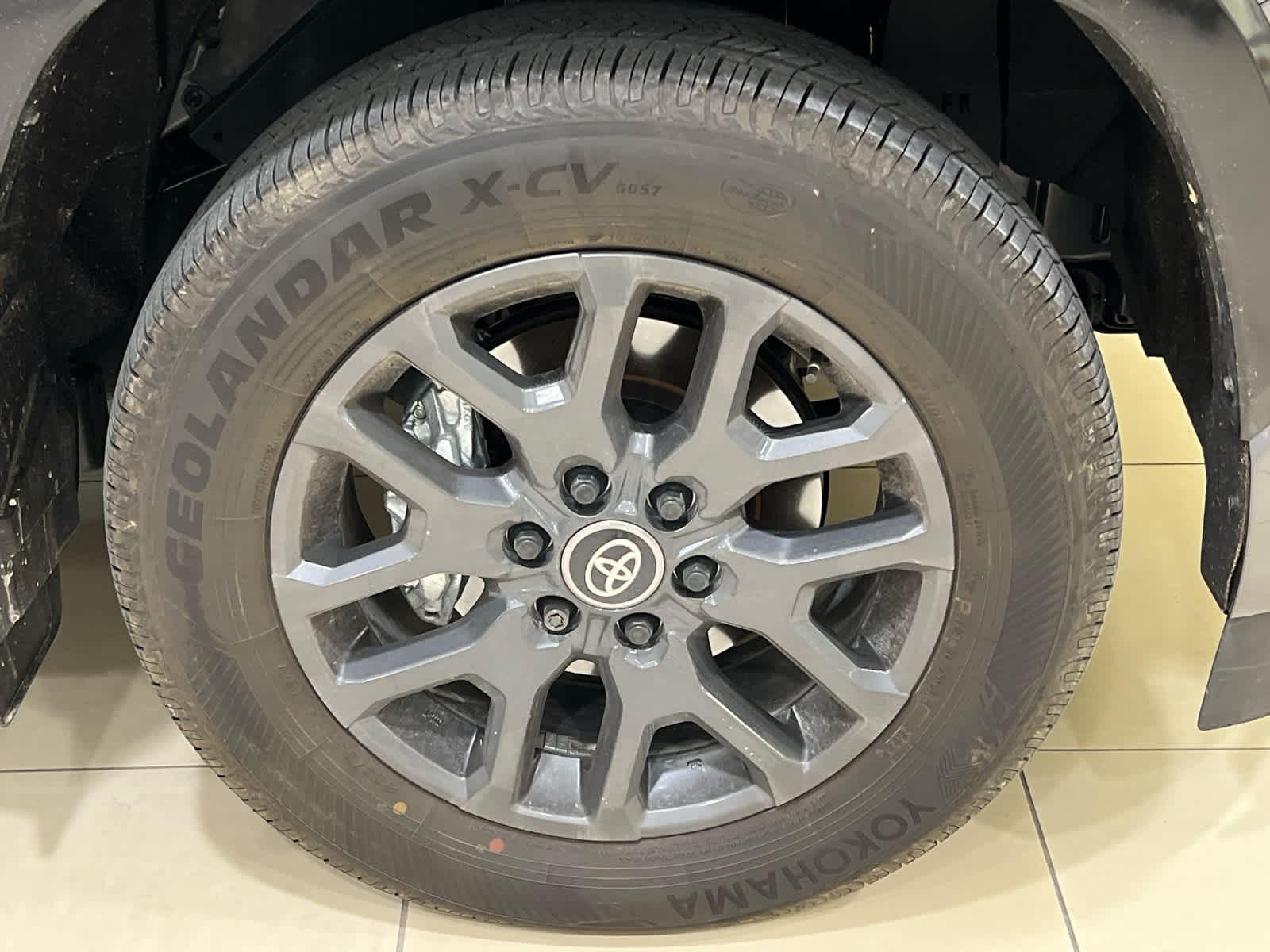 2025 Toyota Sequoia Platinum photo 3