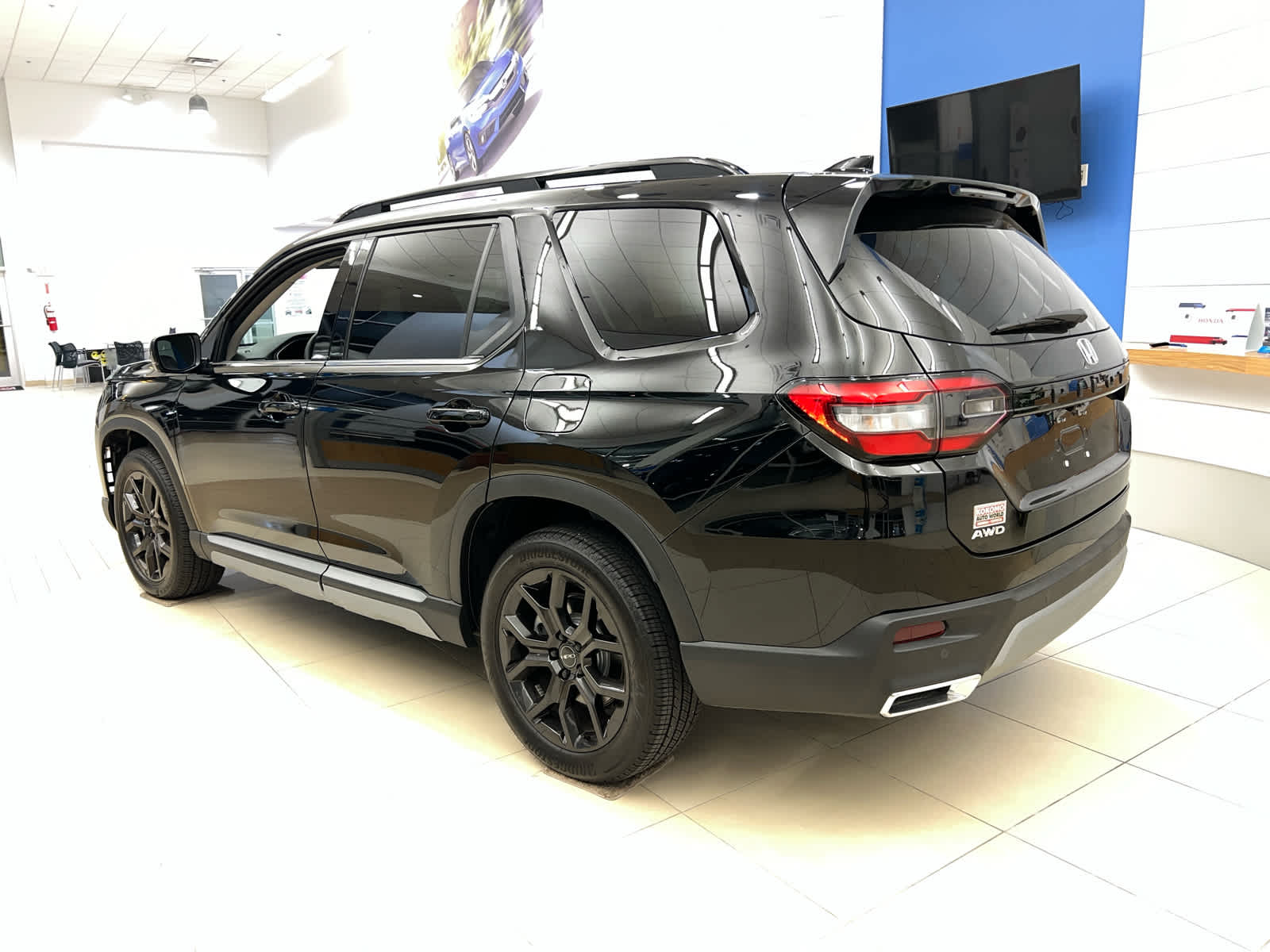2025 Honda Pilot Touring - Photo 10