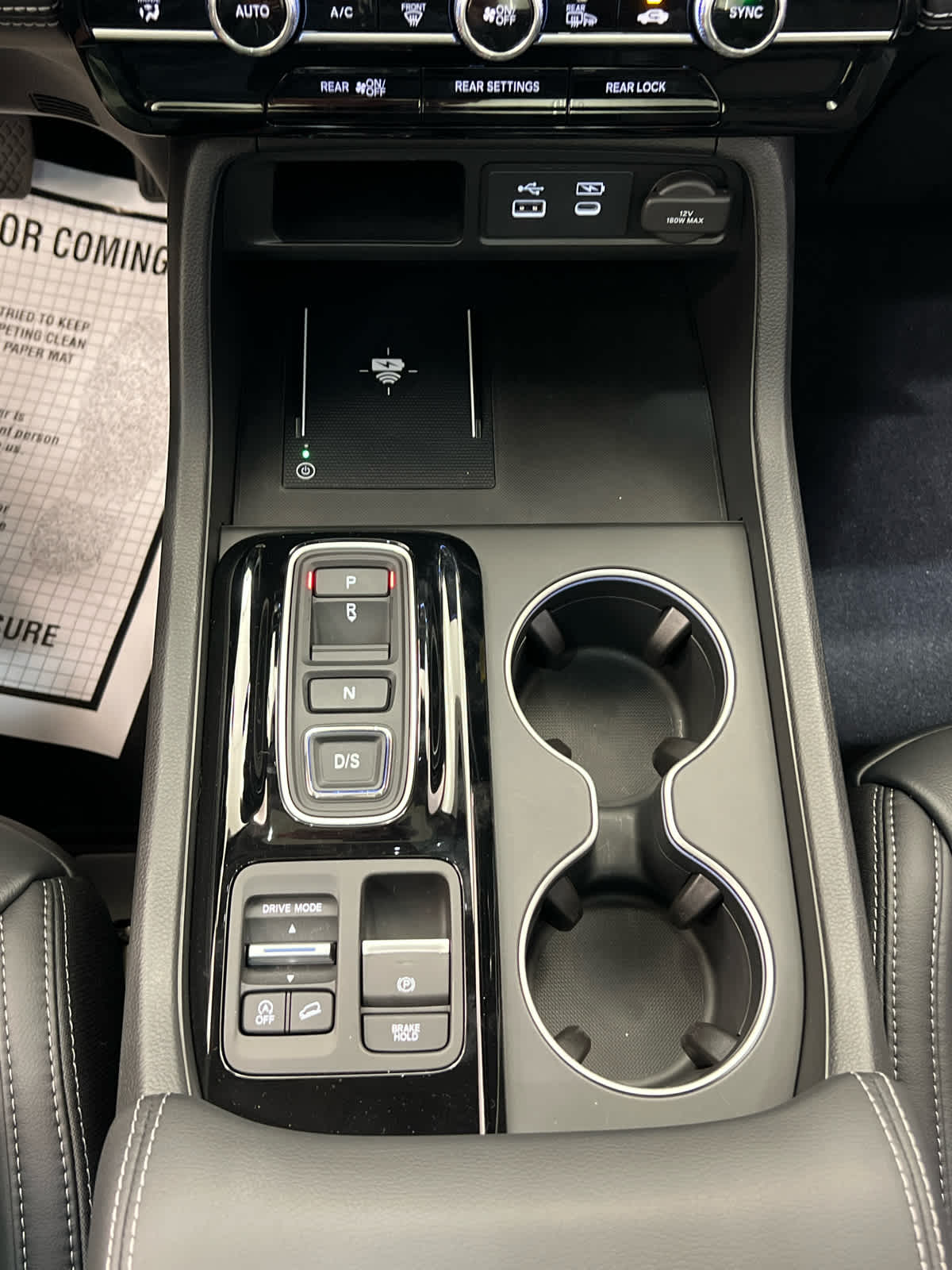 2025 Honda Pilot Touring - Photo 28