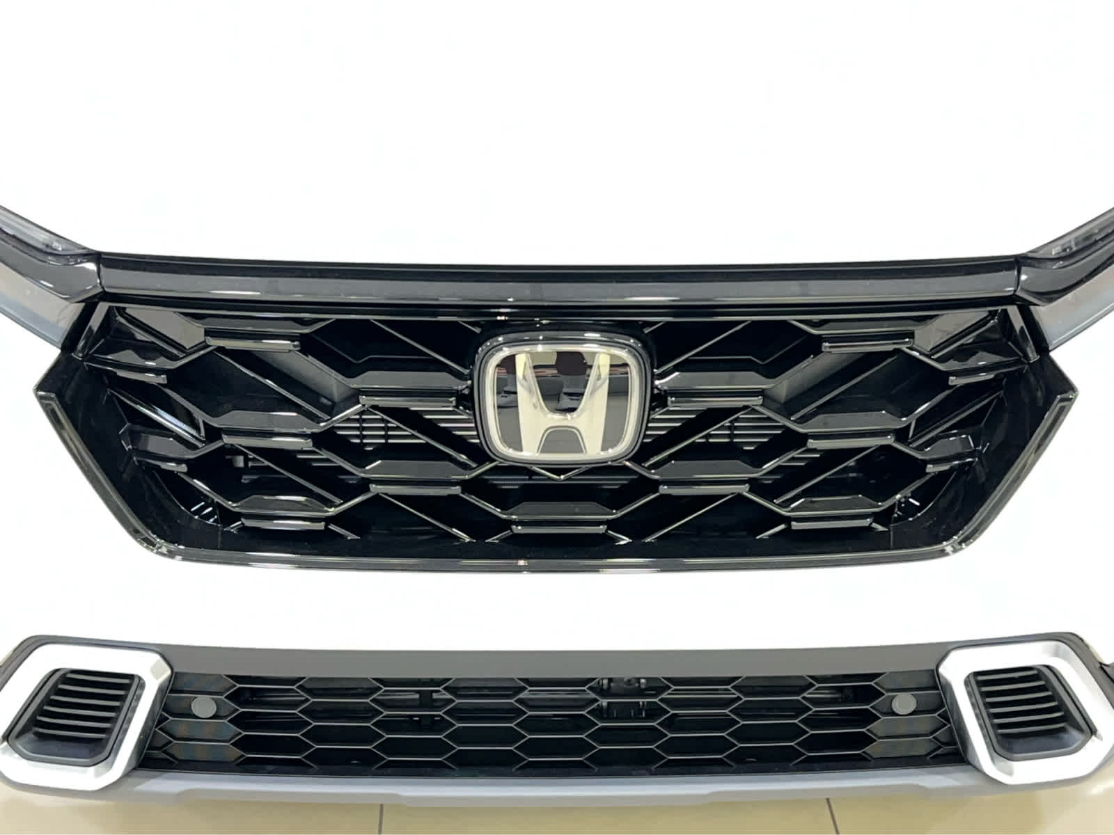 2026 Honda CR-V Hybrid Sport Touring photo 4