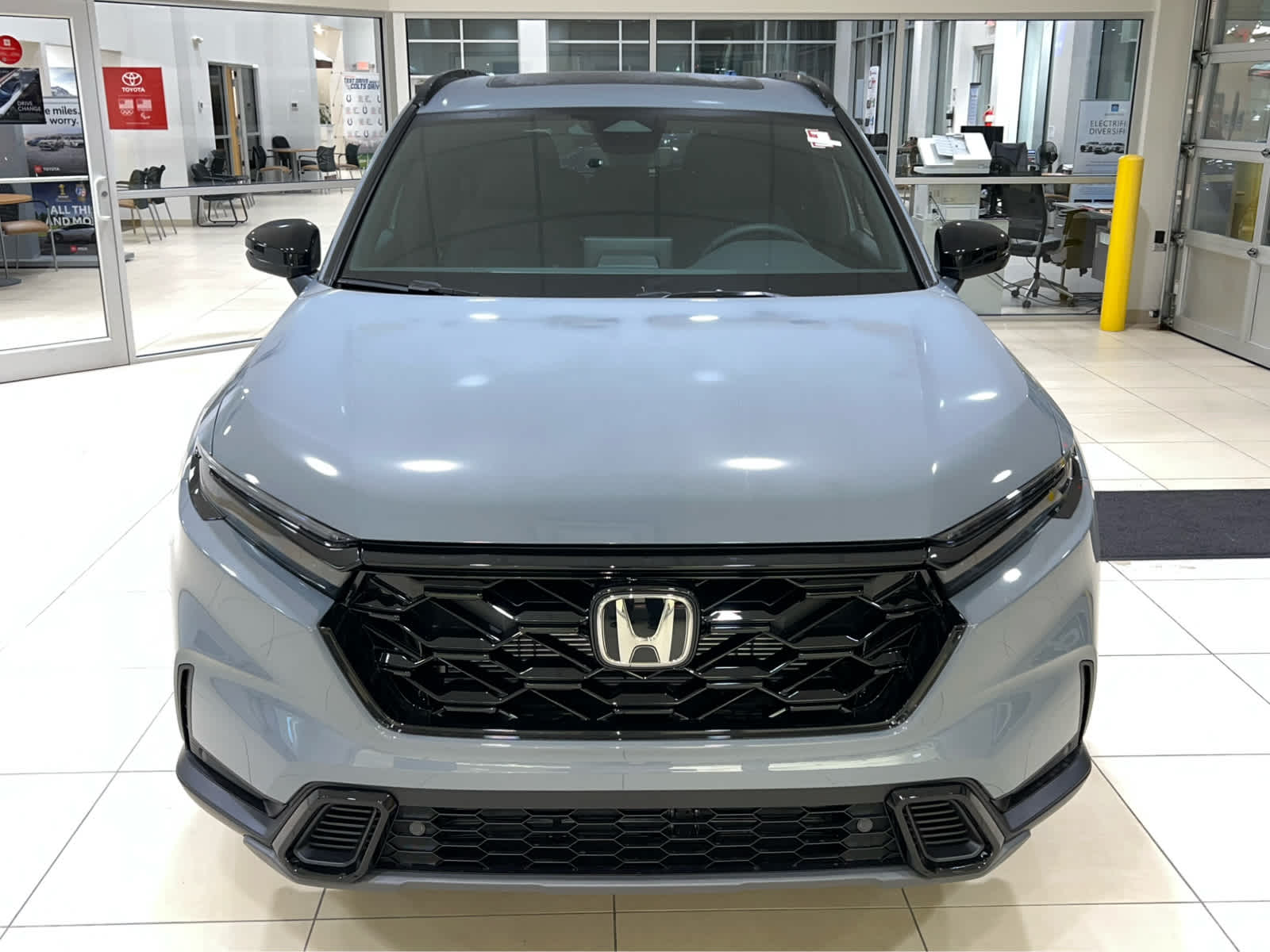 2026 Honda CR-V Hybrid Sport-L photo 3