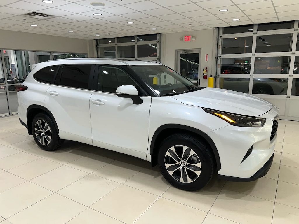 Certified 2026 Toyota Highlander XLE SUV