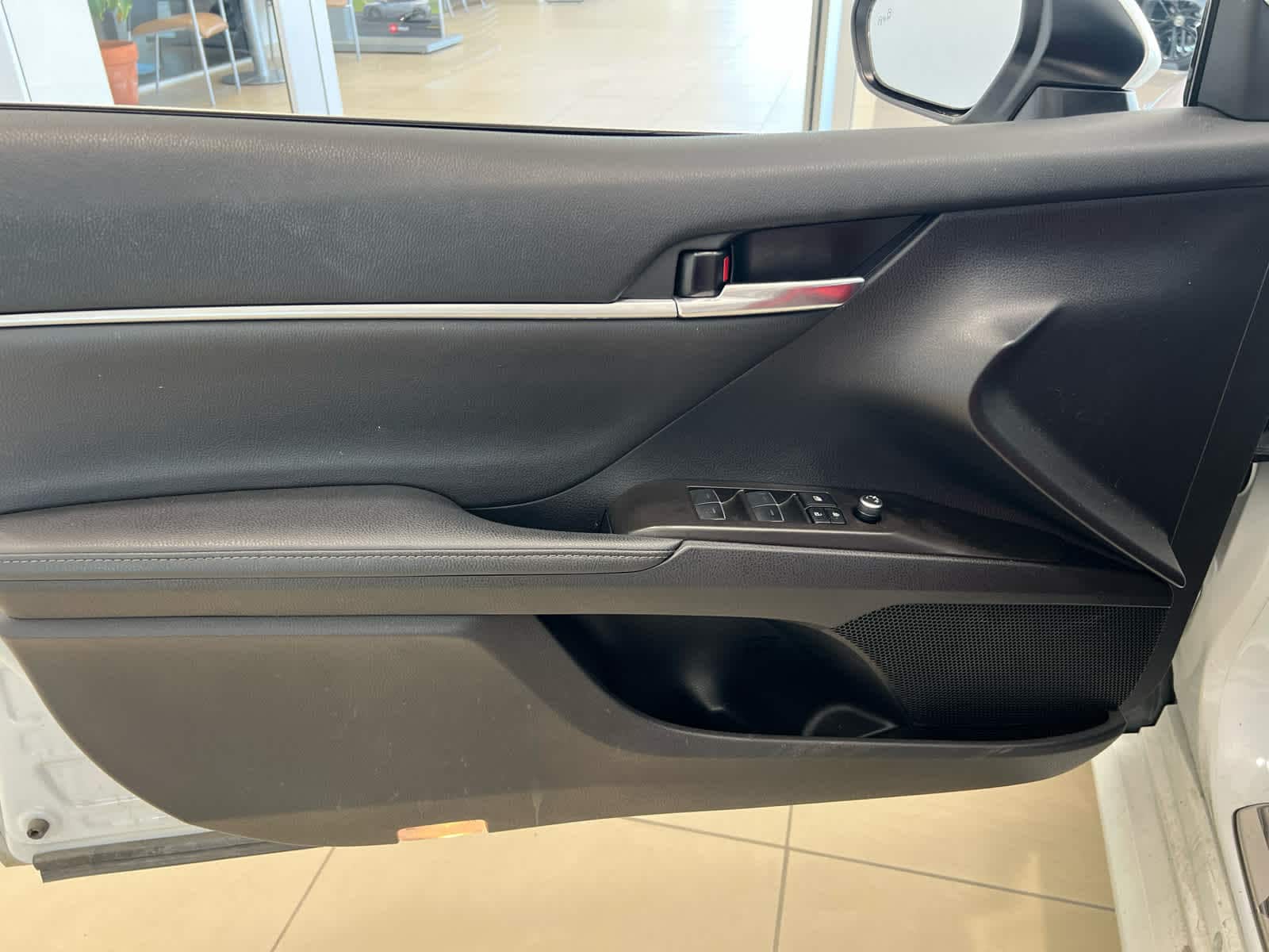 2023 Toyota Camry XLE - Photo 12