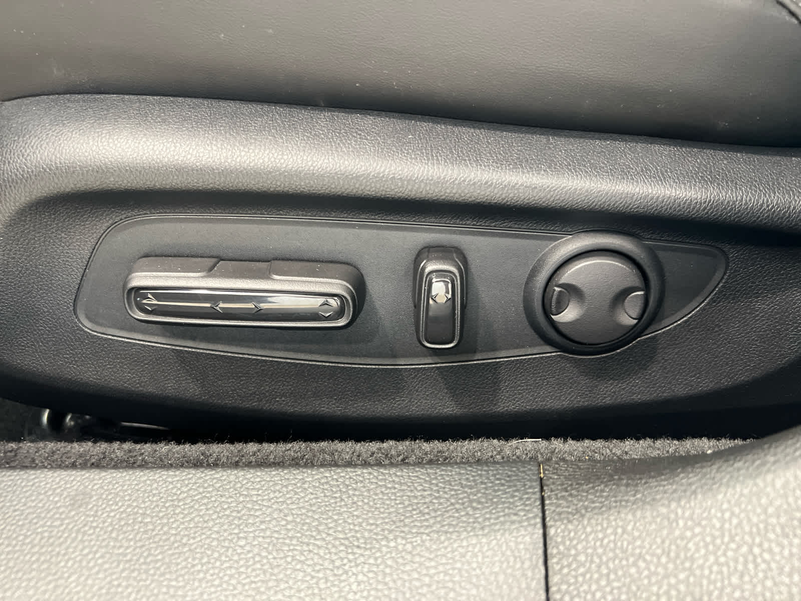 2025 Honda Accord Hybrid Touring - Photo 19
