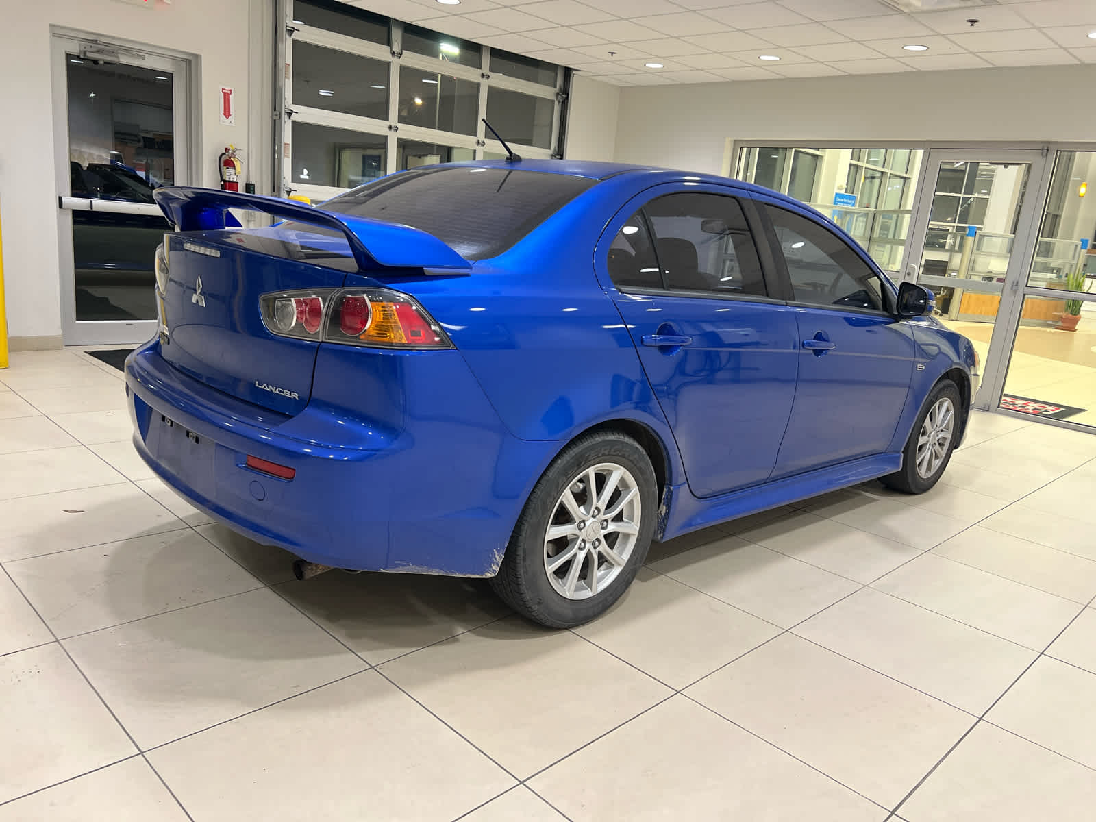 2016 Mitsubishi Lancer ES photo 4