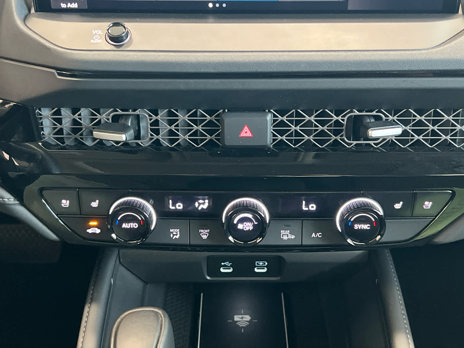 2025 Honda Accord Hybrid Touring - Photo 29