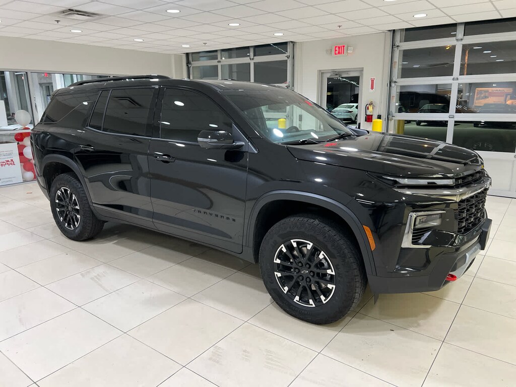 Used 2025 Chevrolet Traverse AWD Z71 SUV