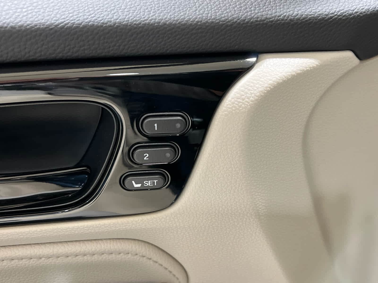 2026 Honda Odyssey Elite - Photo 19