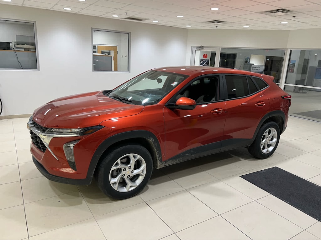 Used 2024 Chevrolet Trax LS SUV