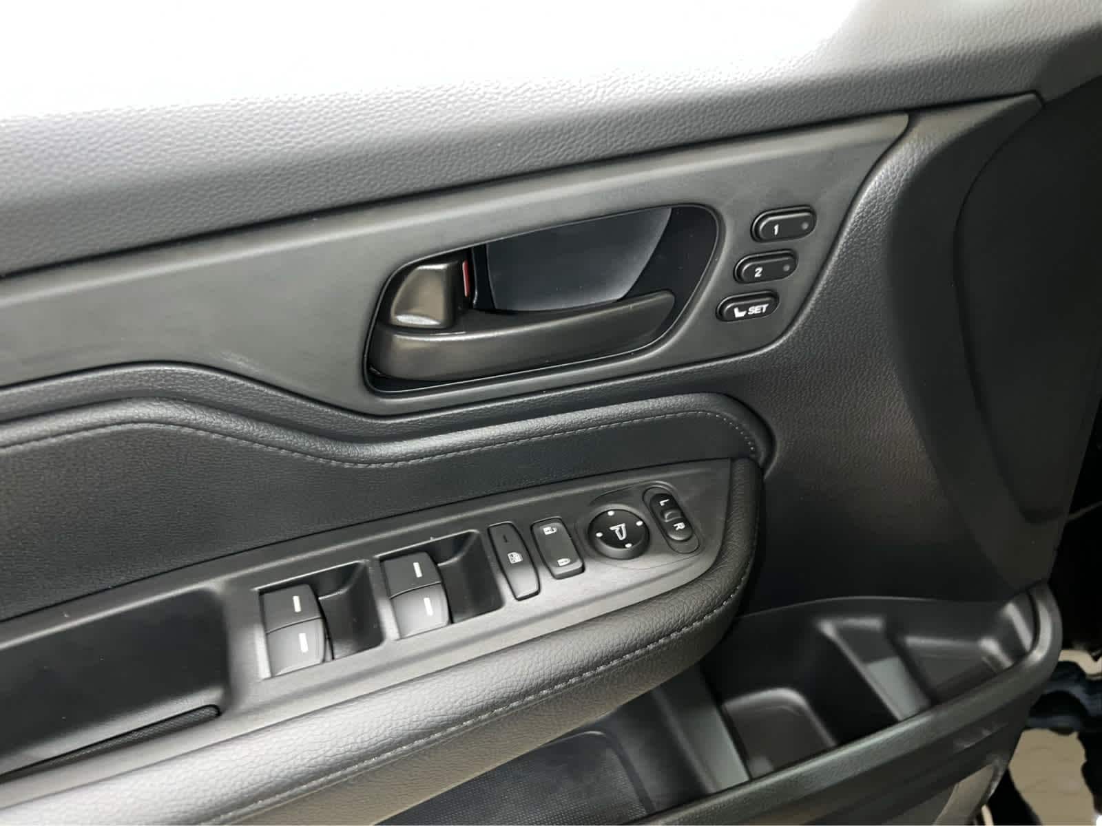 2026 Honda Odyssey EX-L - Photo 15