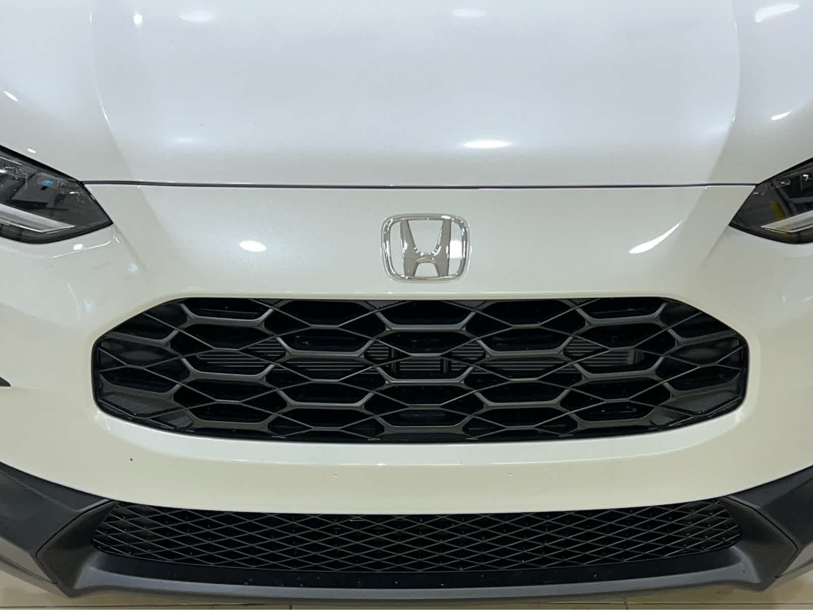 2026 Honda HR-V LX photo 2