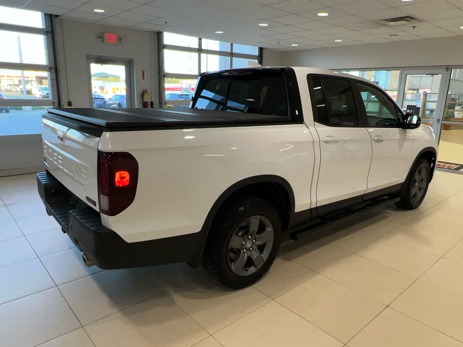 2025 Honda Ridgeline TrailSport - Photo 8