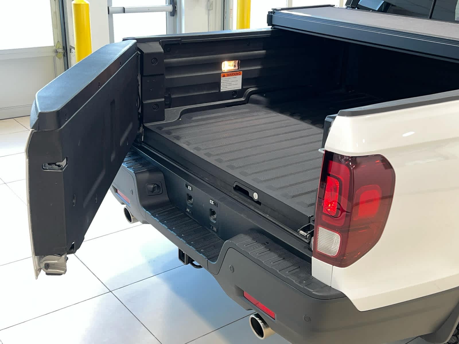 2025 Honda Ridgeline TrailSport - Photo 12