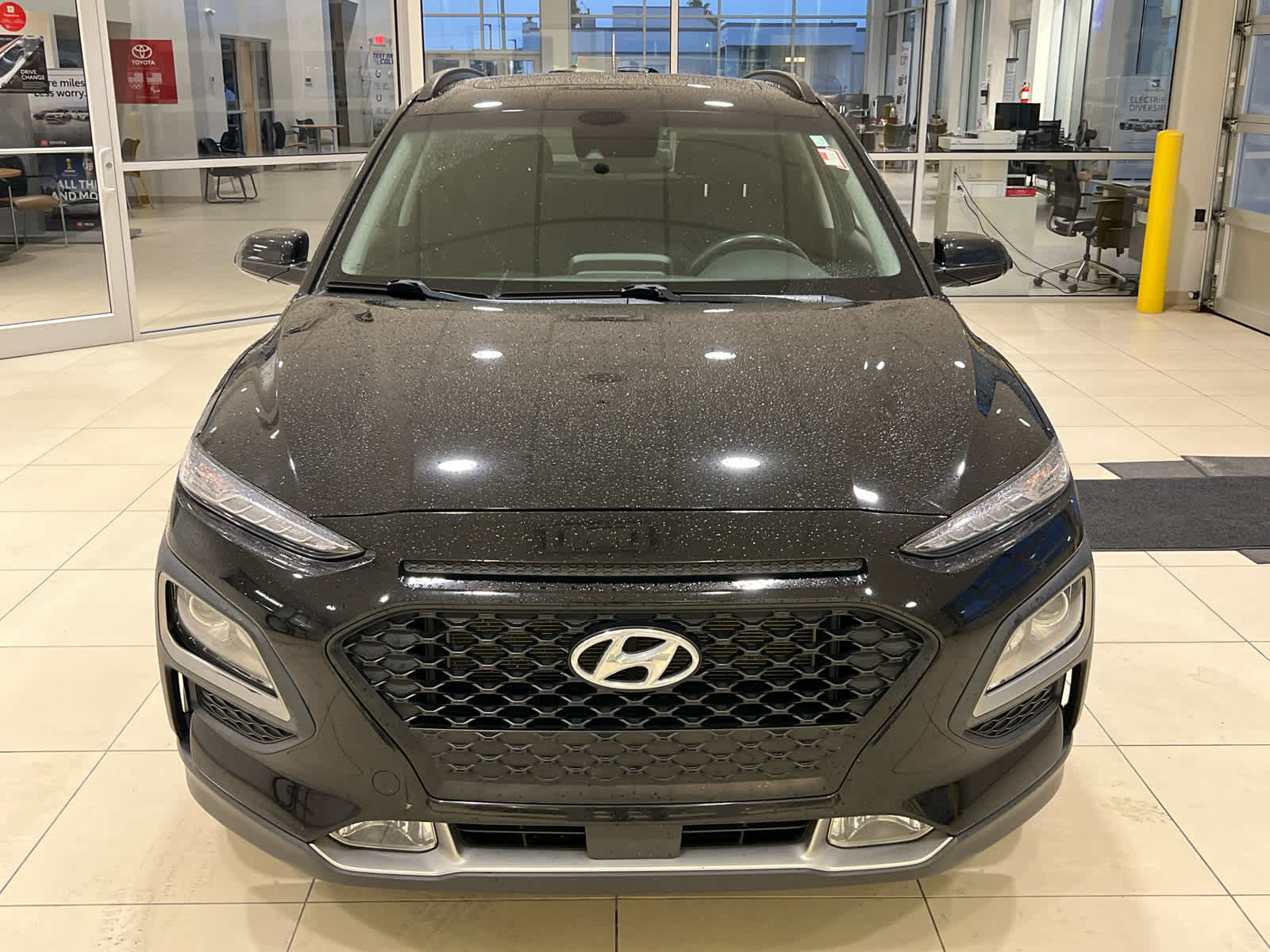 Used 2018 Hyundai Kona SEL with VIN KM8K6CAA3JU111762 for sale in Kokomo, IN