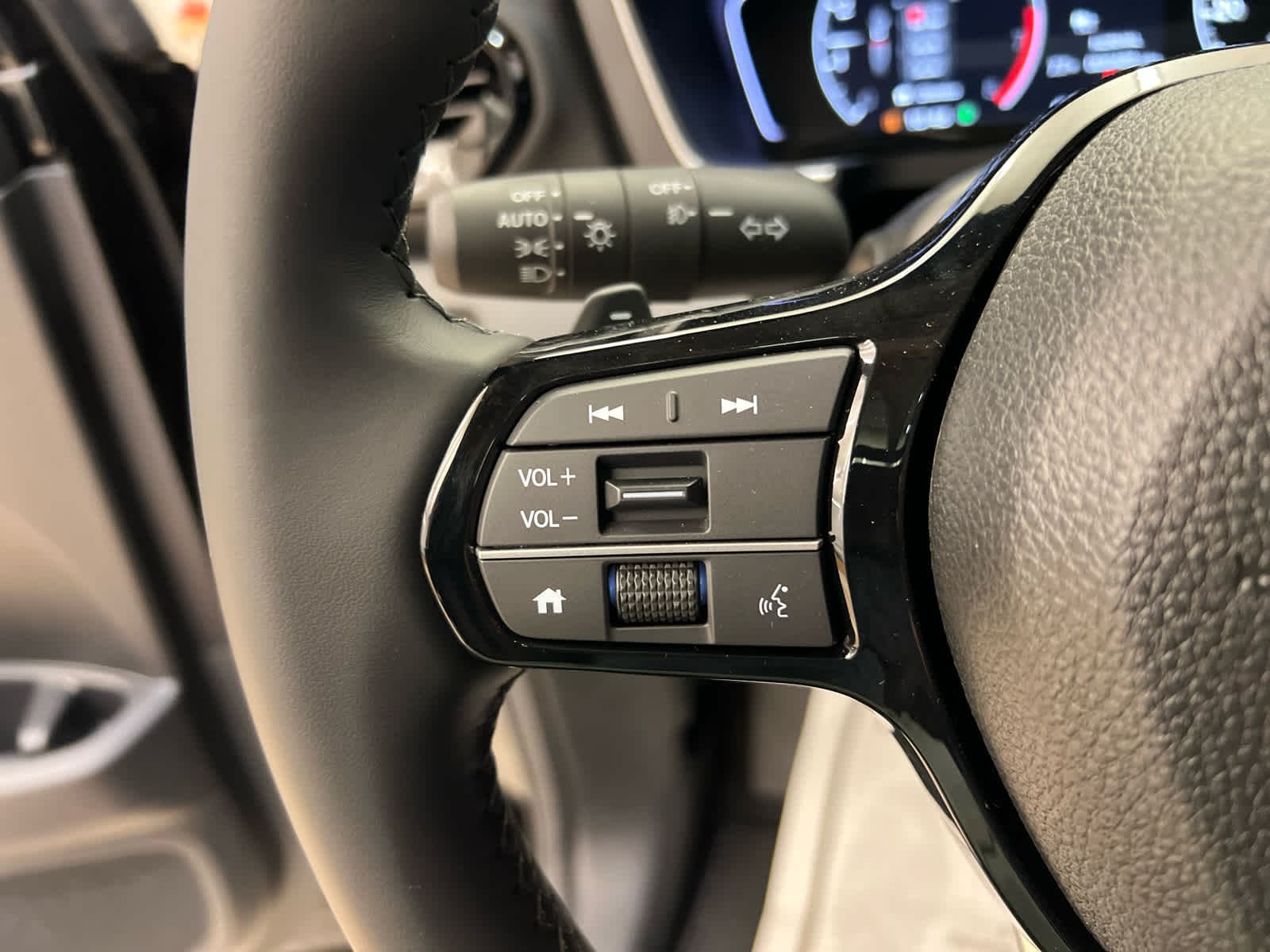2025 Honda Pilot Touring - Photo 19