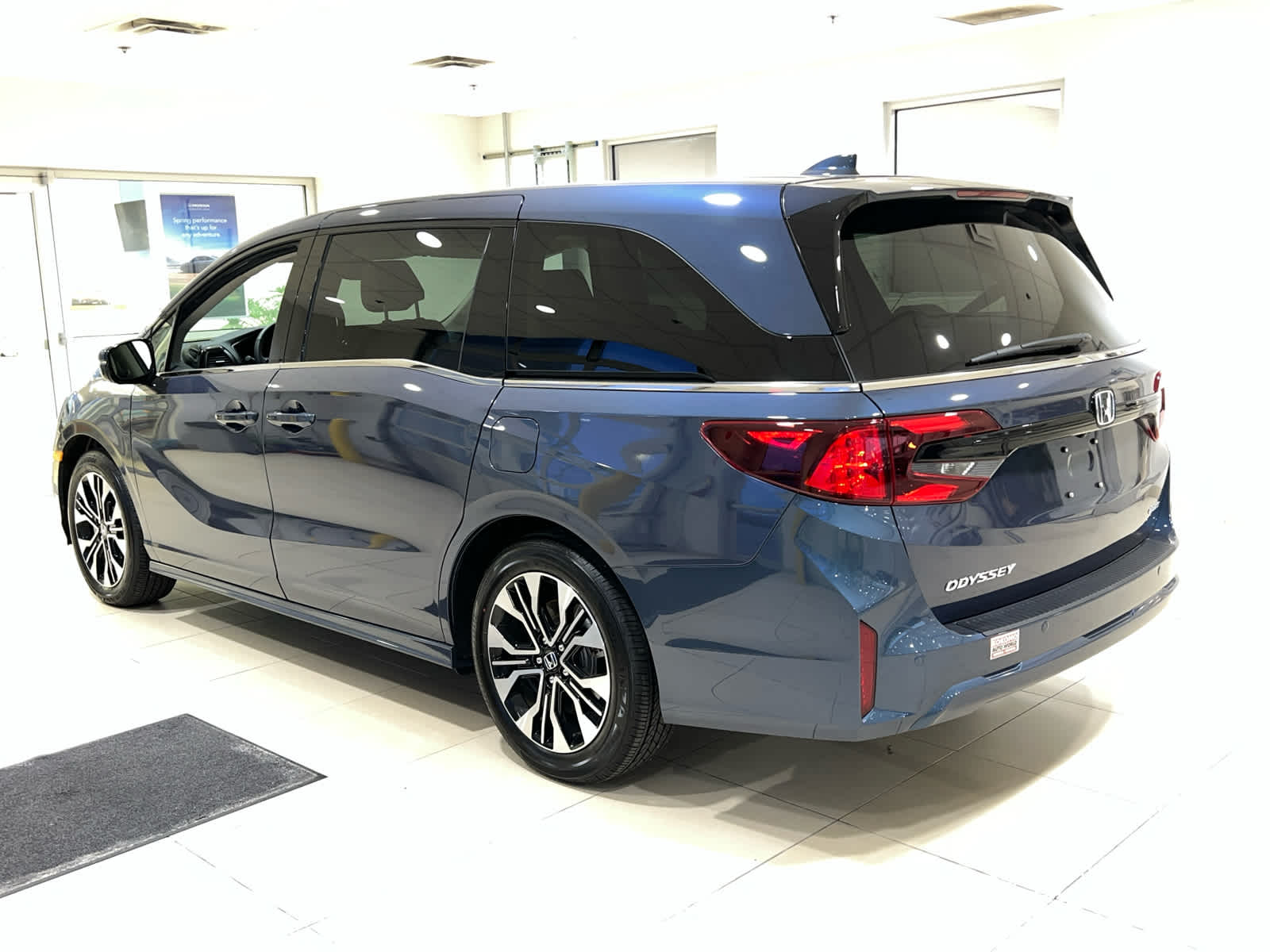 2026 Honda Odyssey Elite - Photo 8