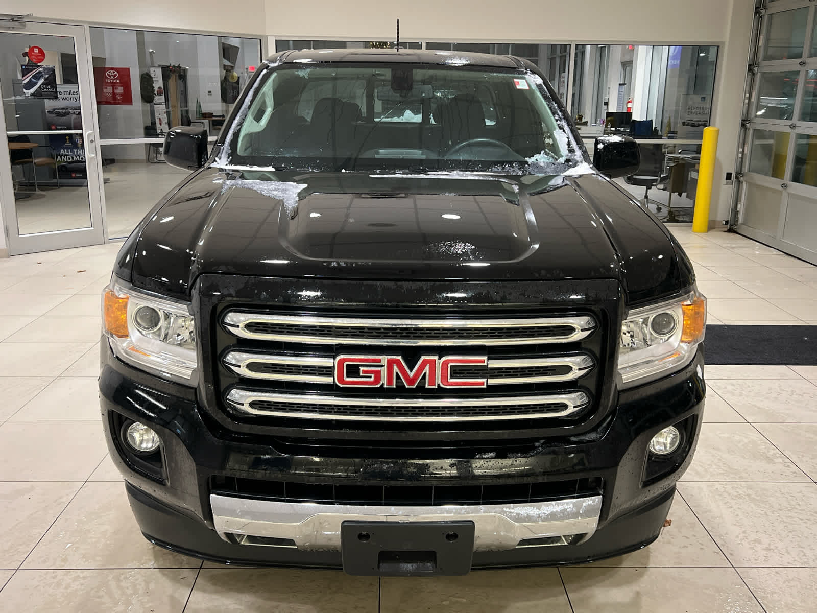 2015 Gmc Canyon SLE photo 2