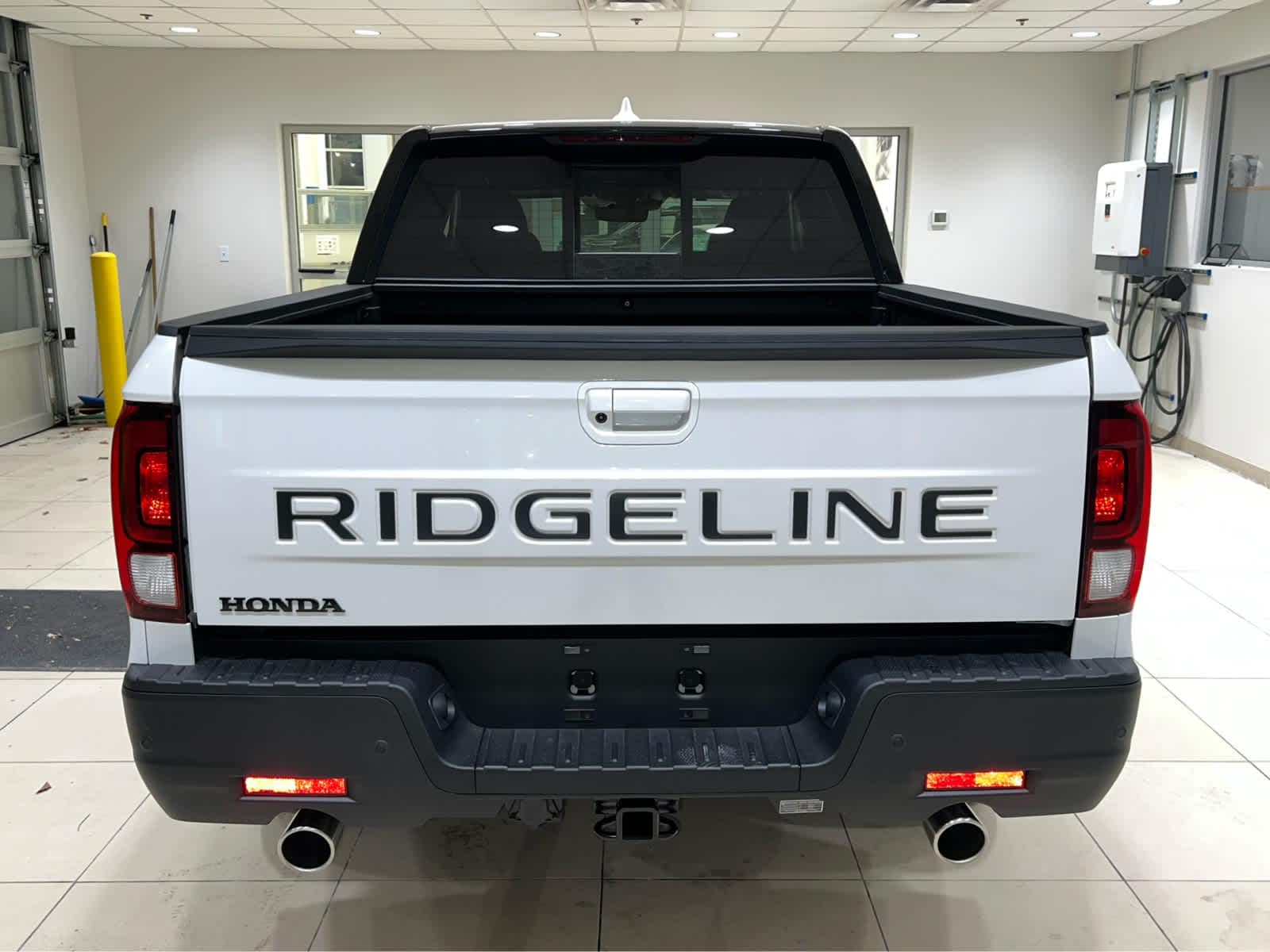 2026 Honda Ridgeline Black Edition - Photo 7