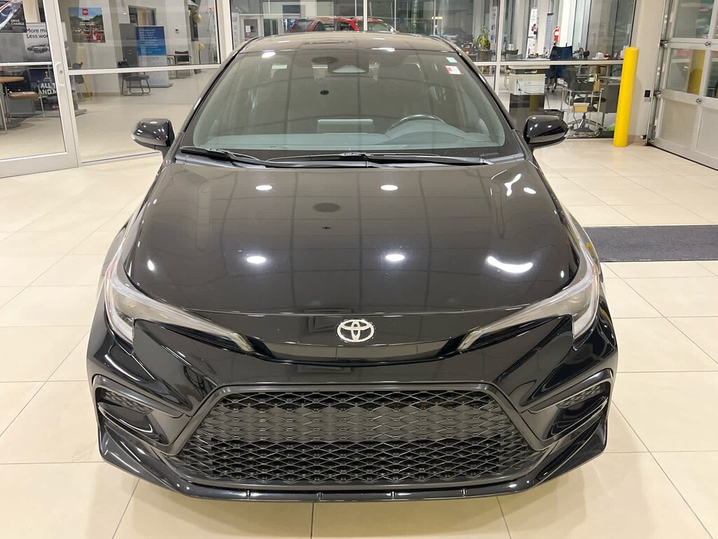 Used 2024 Toyota Corolla SE Sedan
