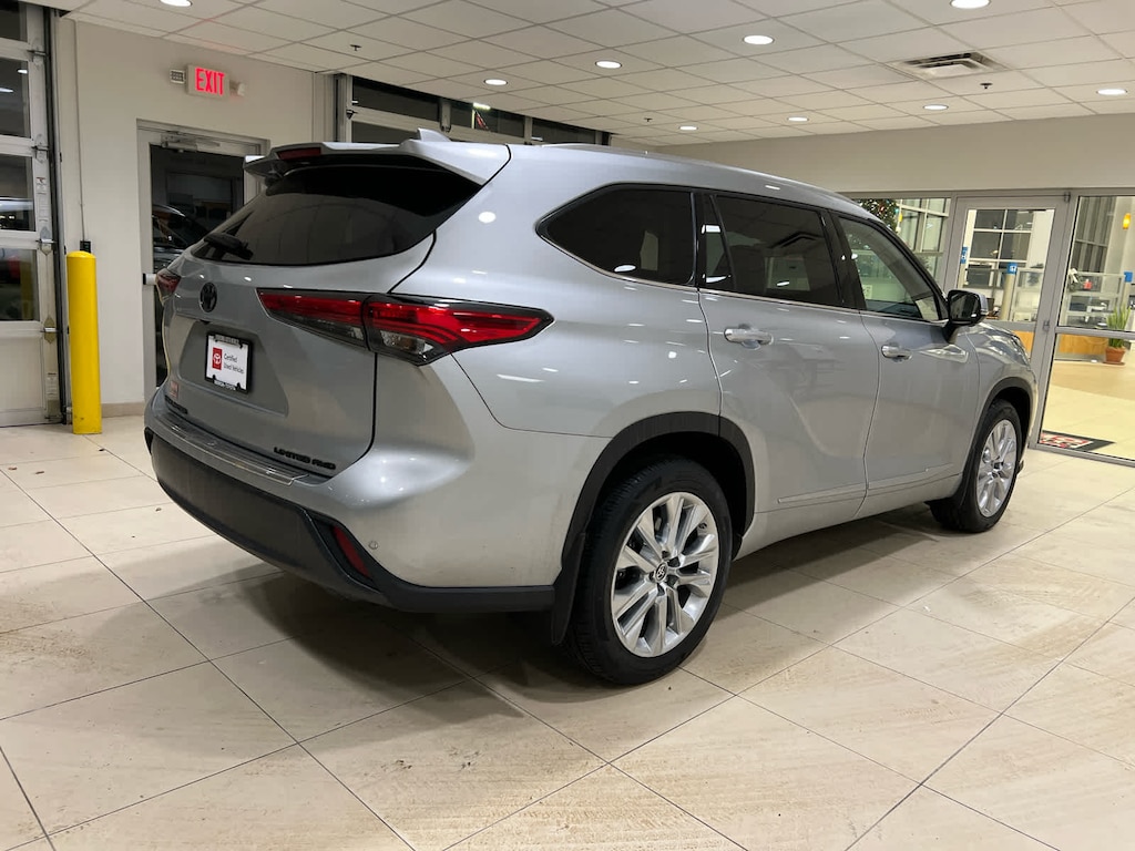 Certified 2023 Toyota Highlander Limited SUV