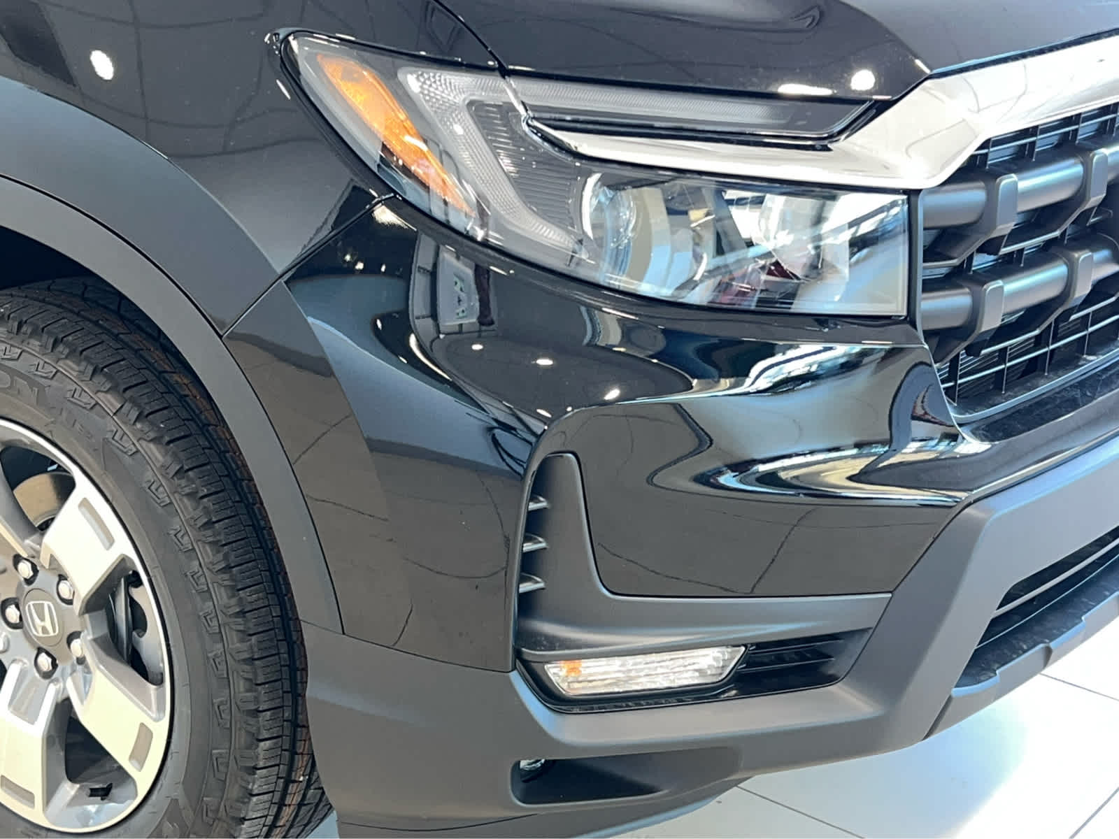 2025 Honda Ridgeline RTL photo 2