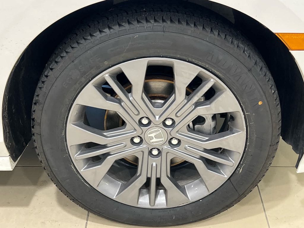 Used 2025 Honda Odyssey Touring Van