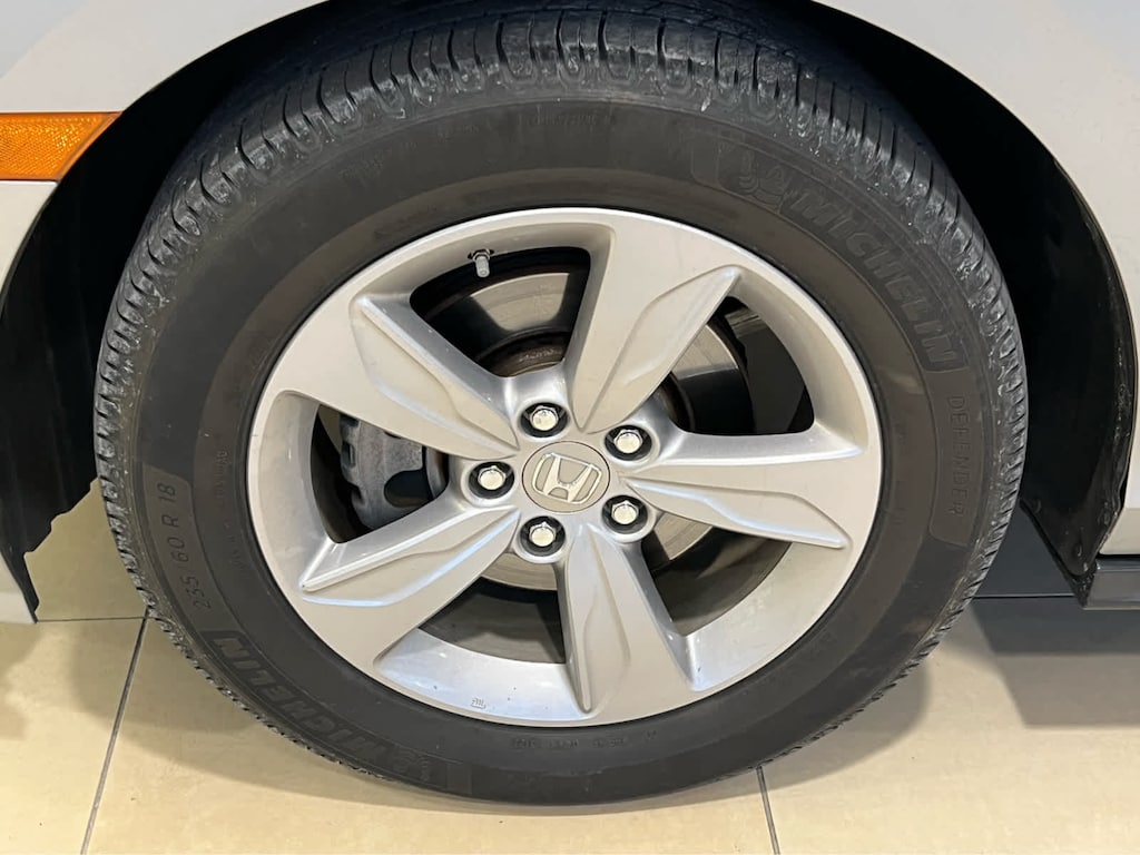 Used 2019 Honda Odyssey EX-L w/Navi/RES Van