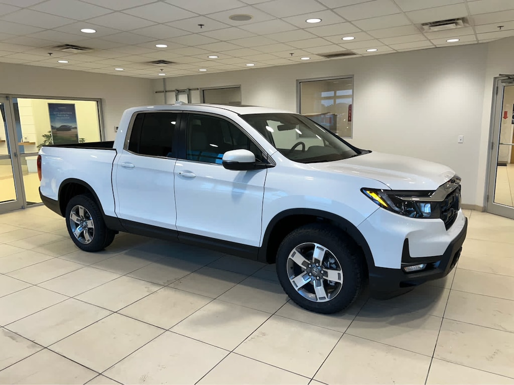 New 2026 Honda Ridgeline RTL Truck Crew Cab