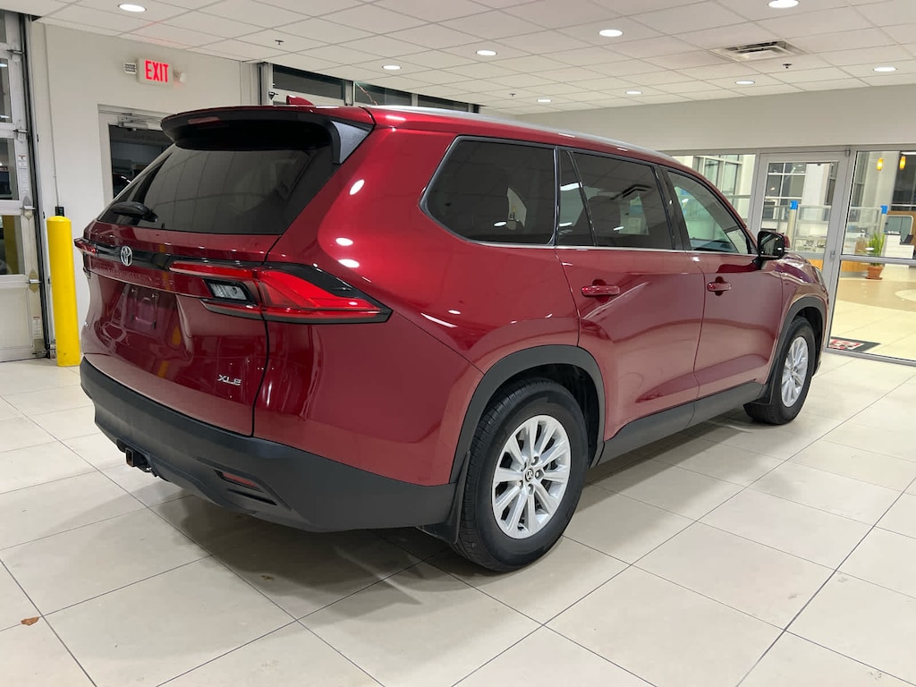 Used 2024 Toyota Grand Highlander XLE SUV