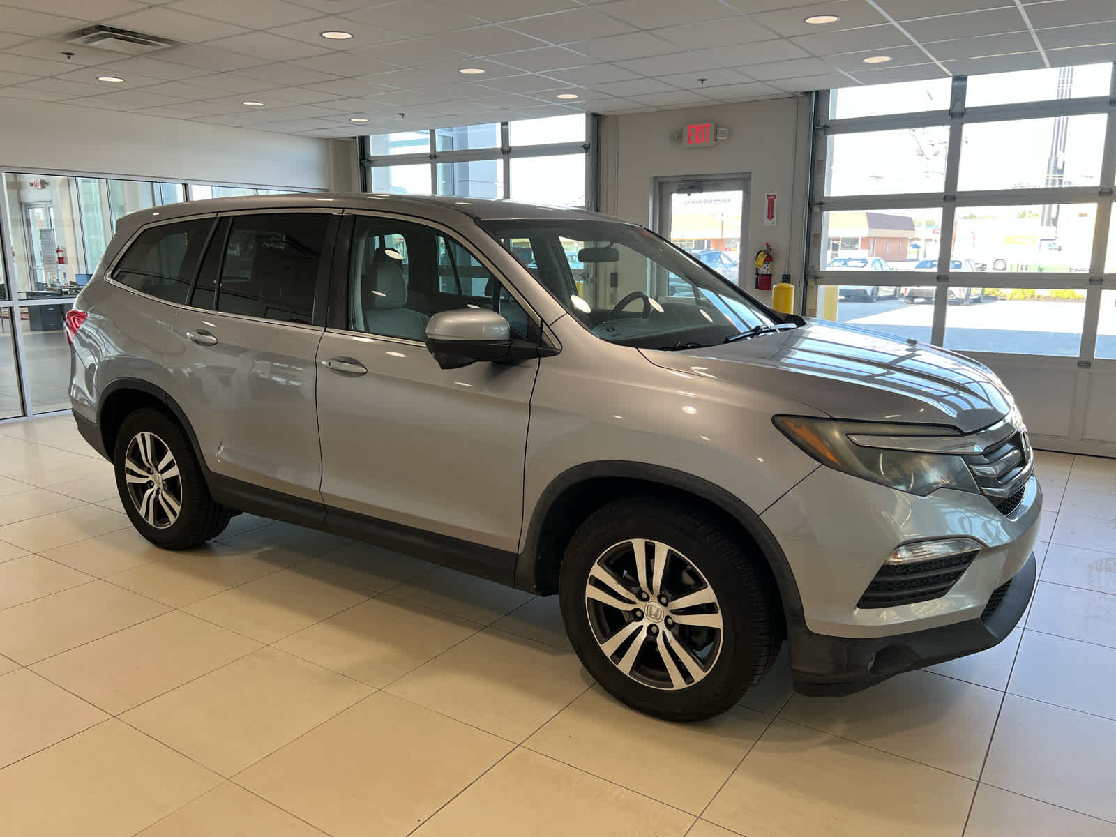 2016 Honda Pilot 2WD EX's photo