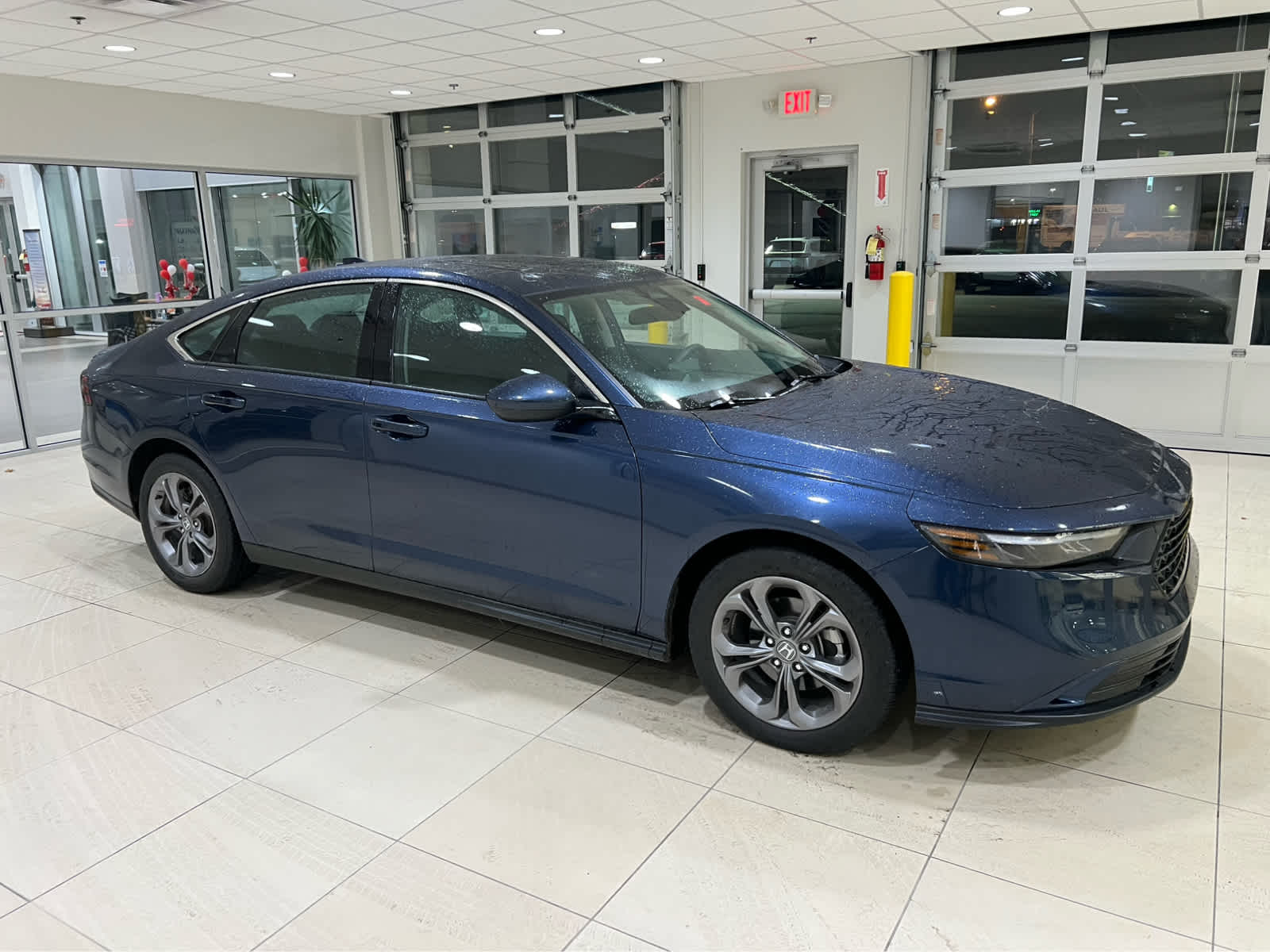 Used 2024 Honda Accord EX Sedan