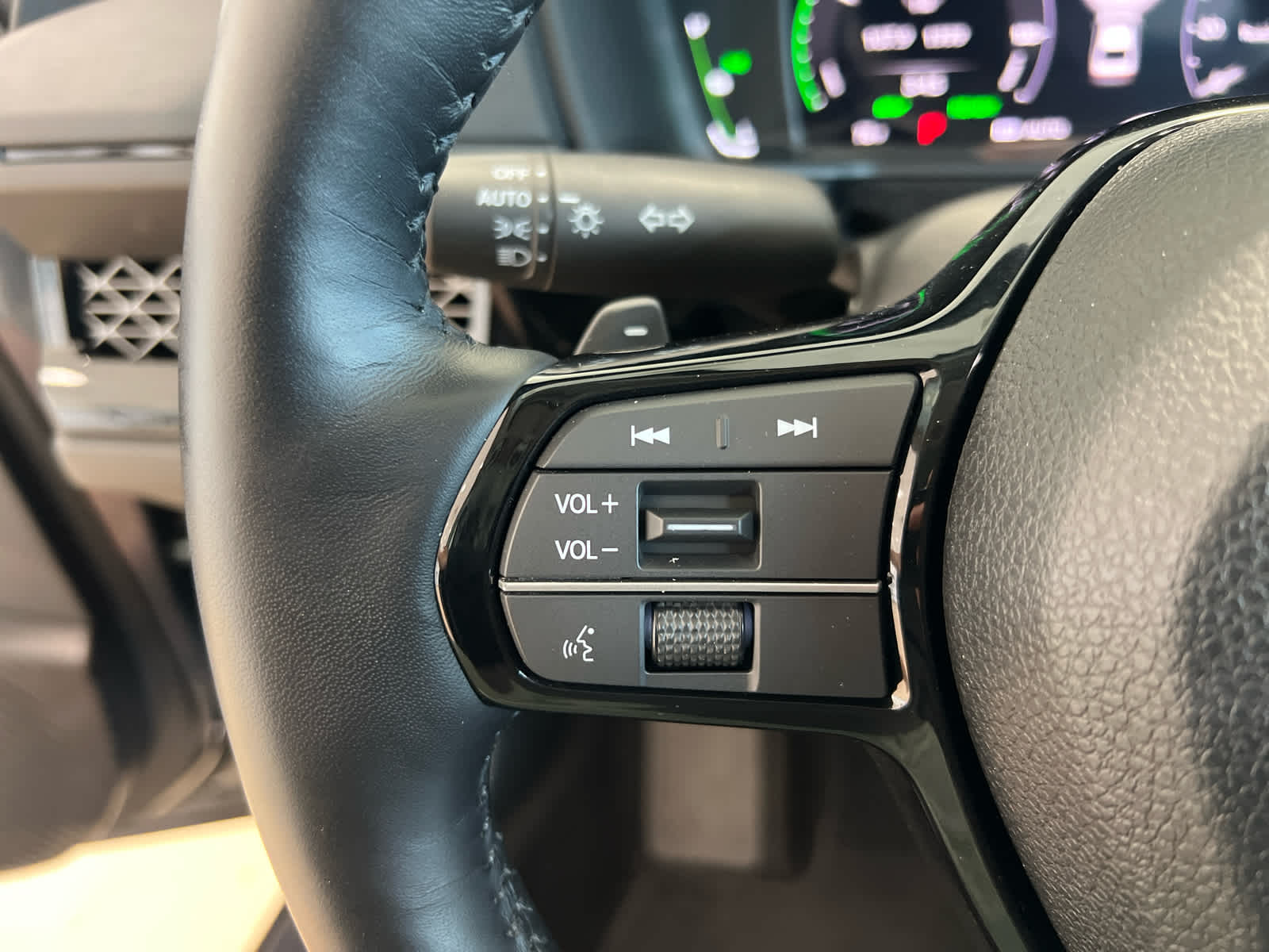 2025 Honda Accord Hybrid Touring - Photo 23