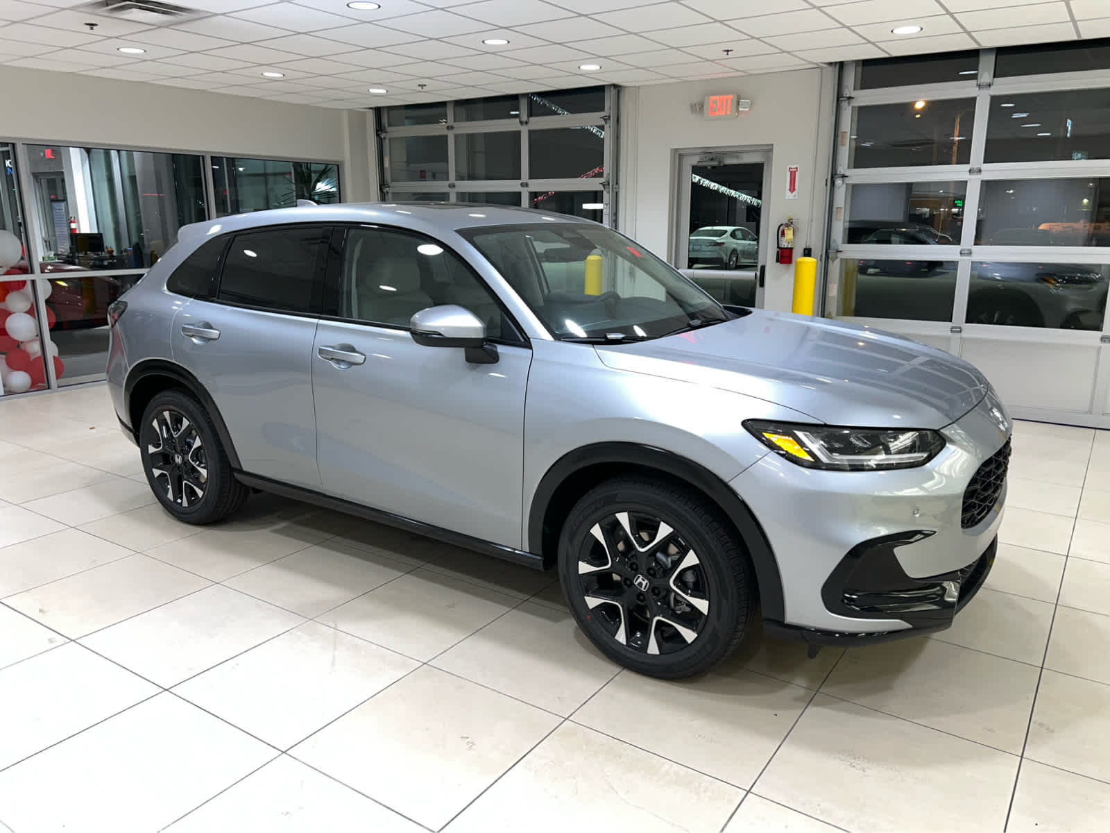 2026 Honda HR-V EX-L's photo