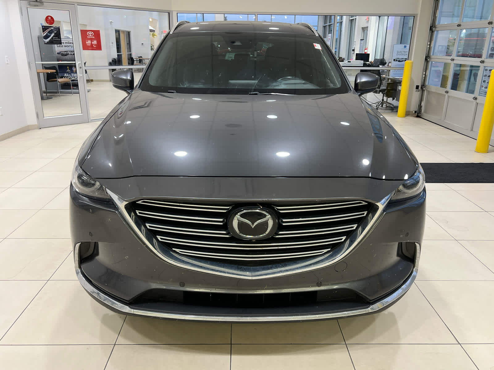 2019 Mazda CX-9 Grand Touring photo 2