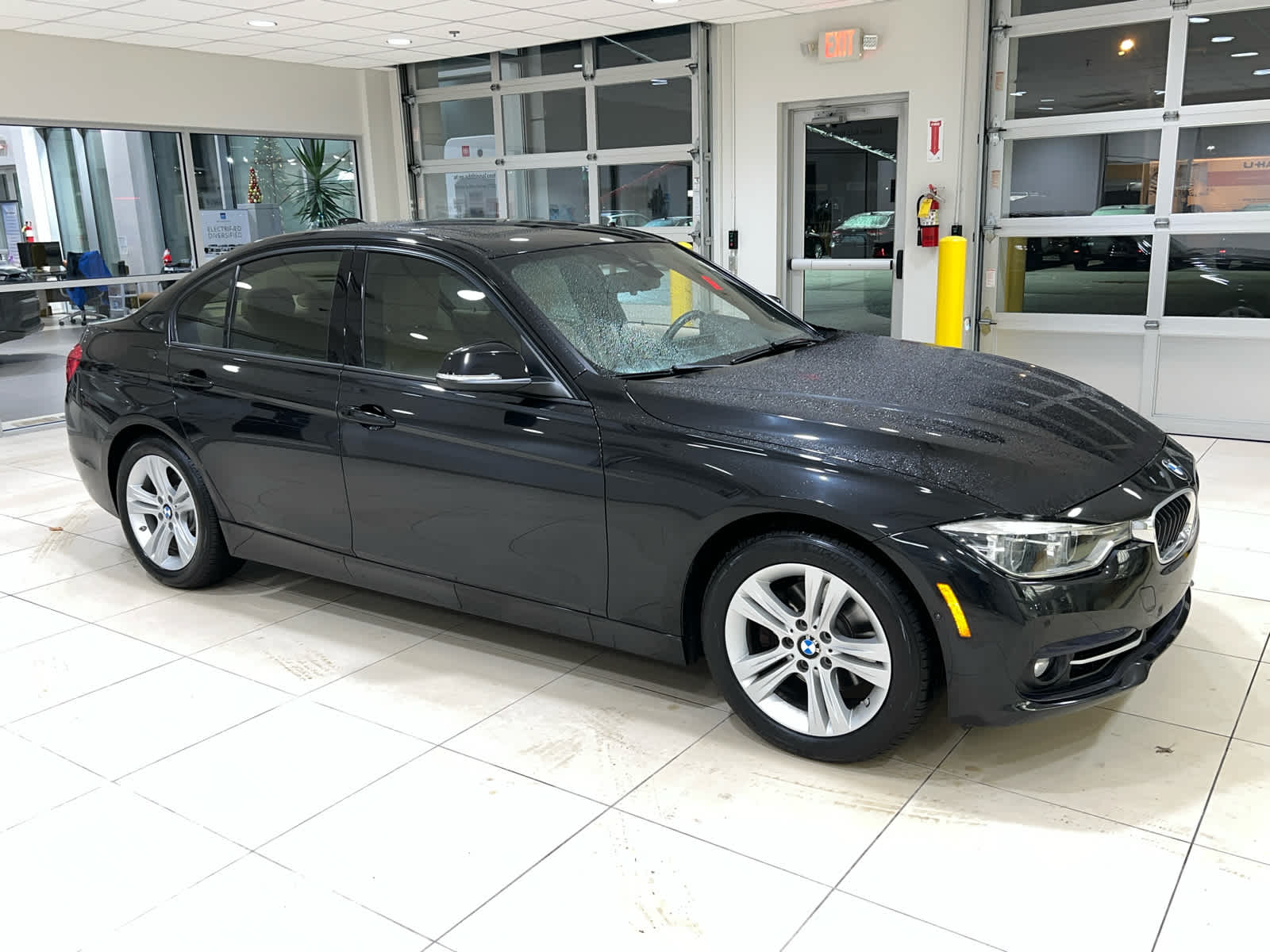 2016 BMW 3 Series 328i's photo