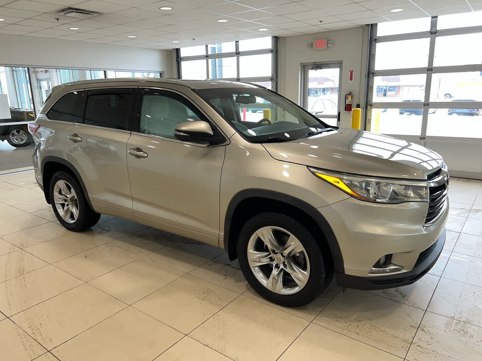 2014 Toyota Highlander Limited's photo